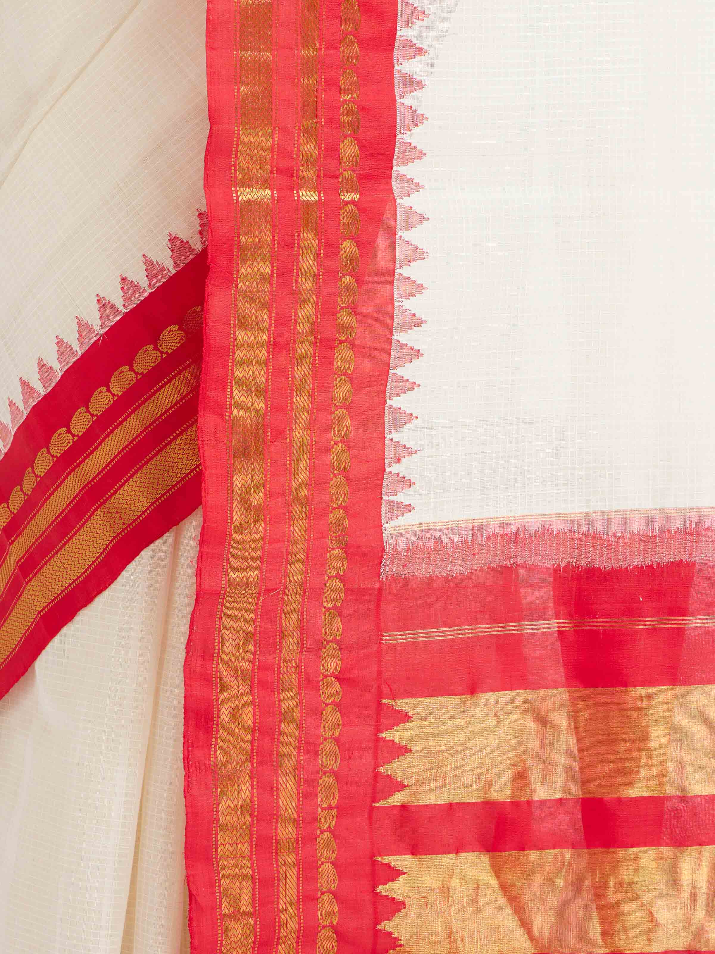 White Cotton Silk Gadwal Saree