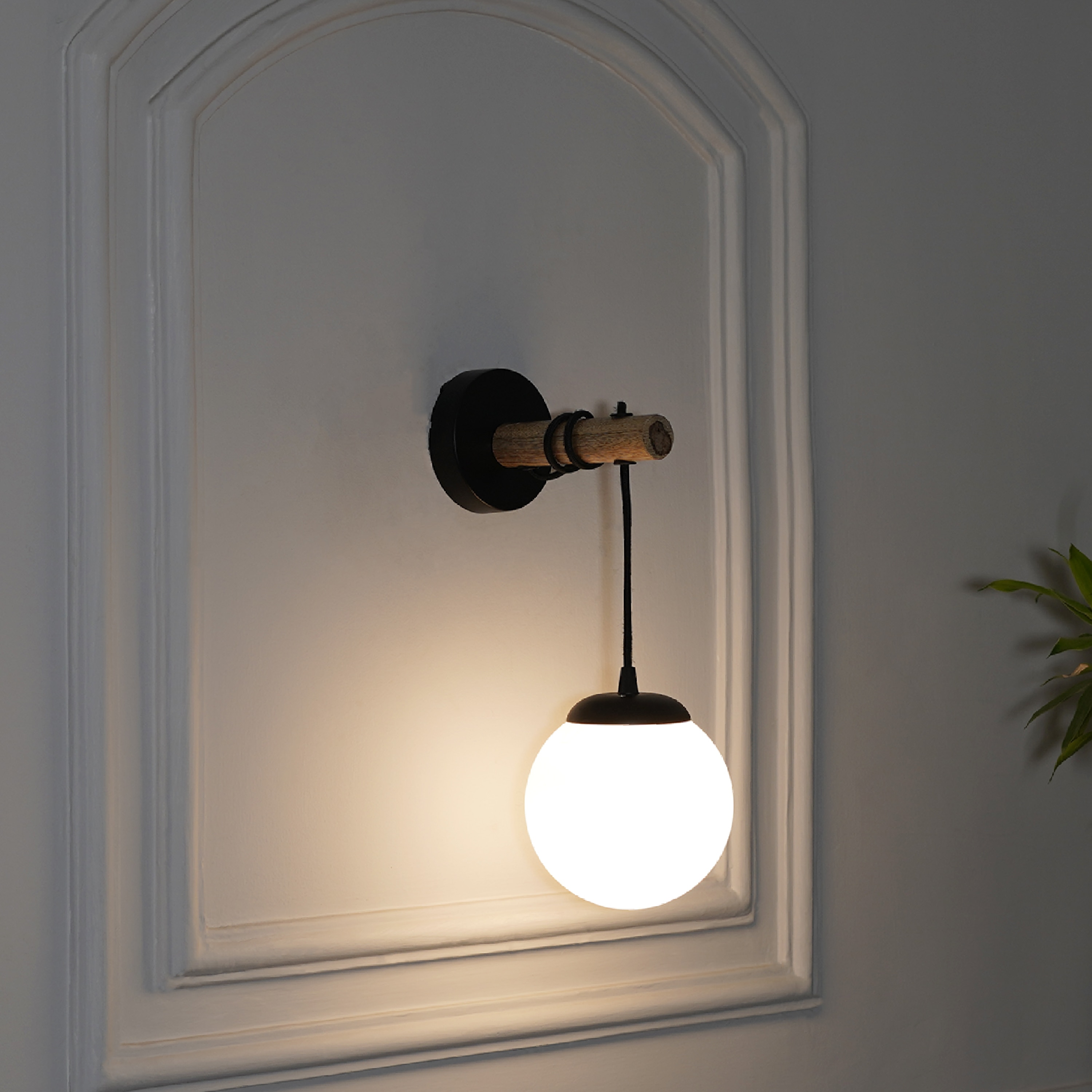 Timber Shine Brass Metal Finish Wall Light