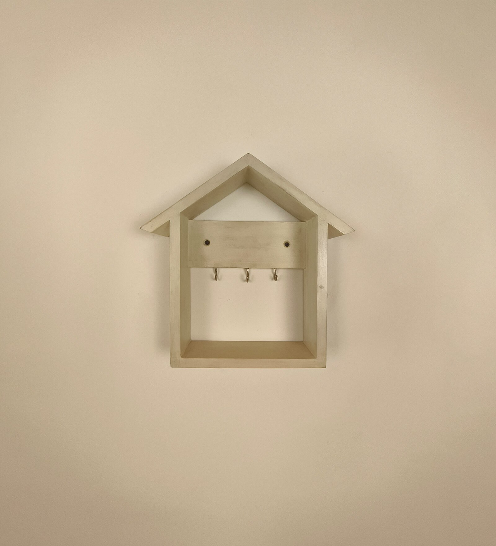 Torino Wooden Wall Shelf Organiser With Key Holders