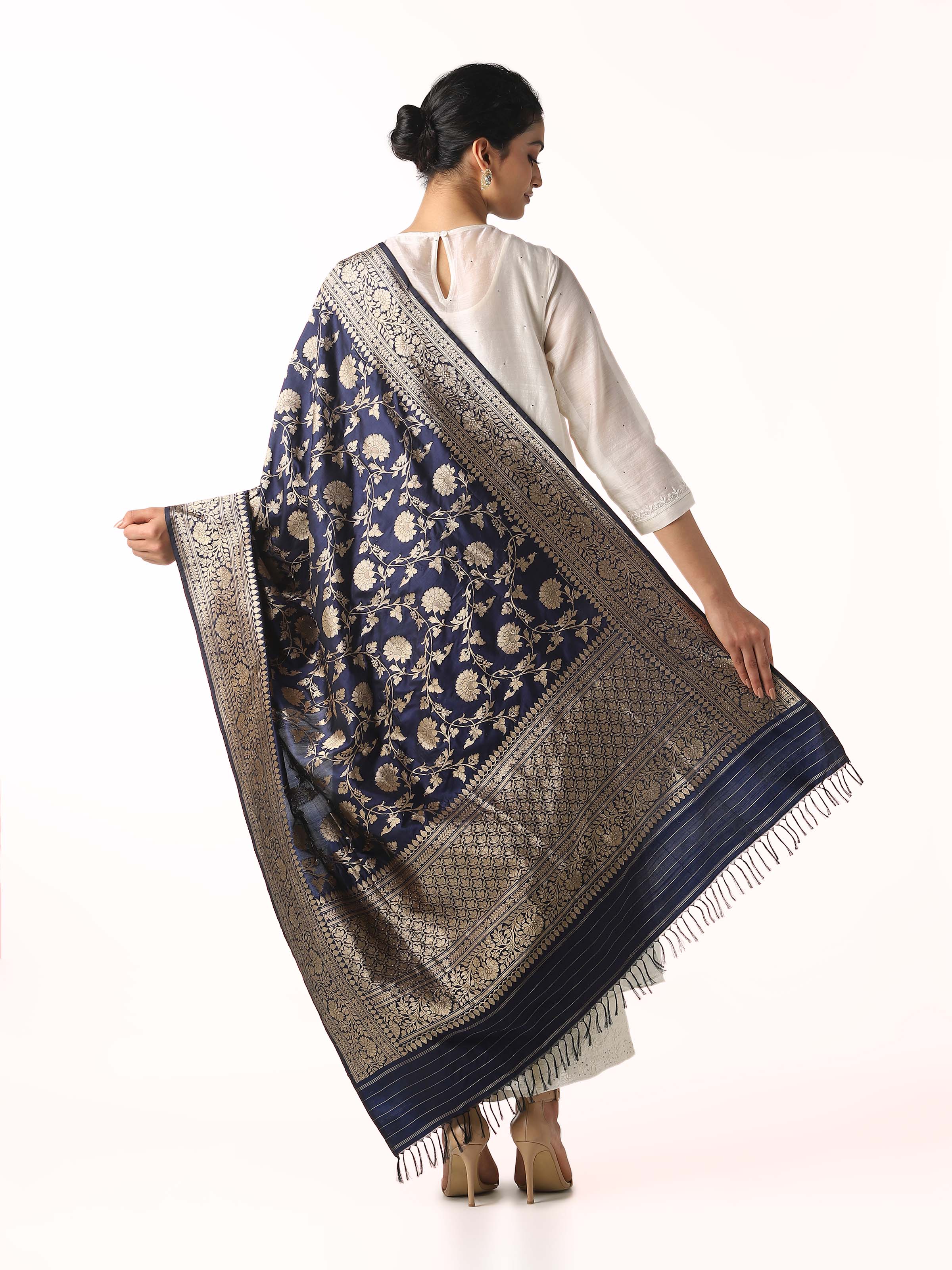 Blue natural dyed cotton saree with handcrafted dye finish