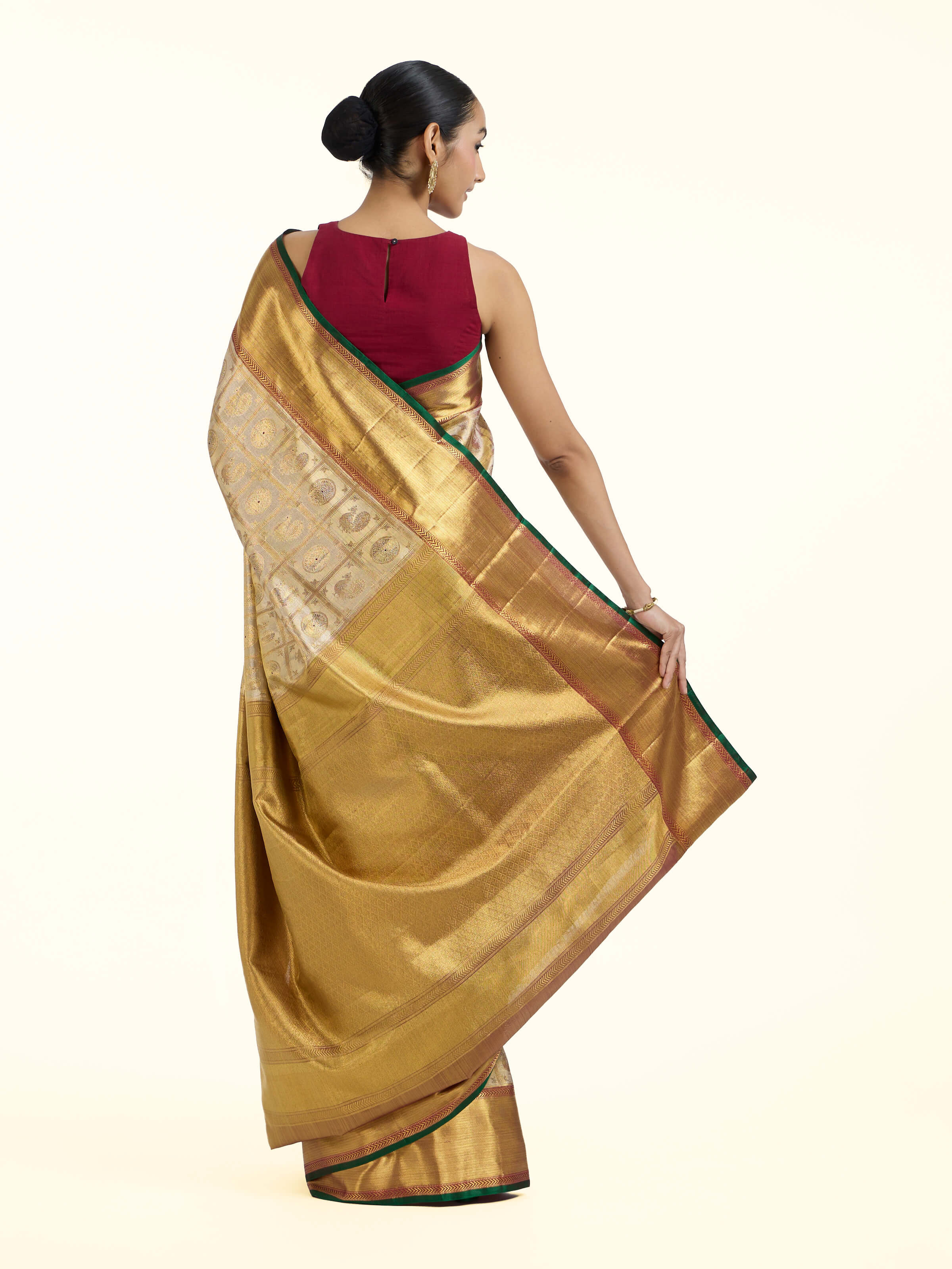 Back view of the Gold Silk Kancheepuram Saree
