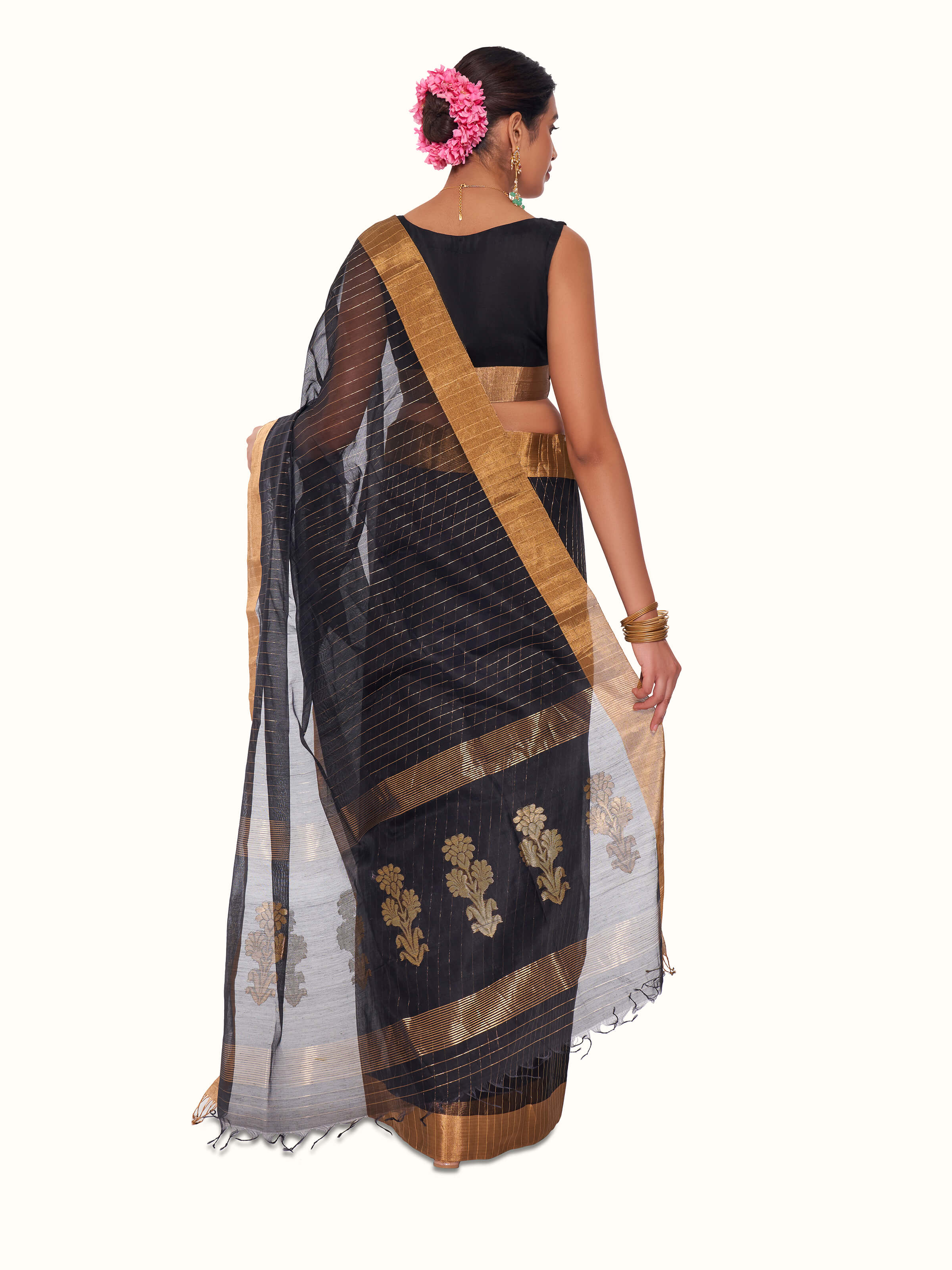 Back view of pink mulberry silk Chanderi saree displaying pallu design