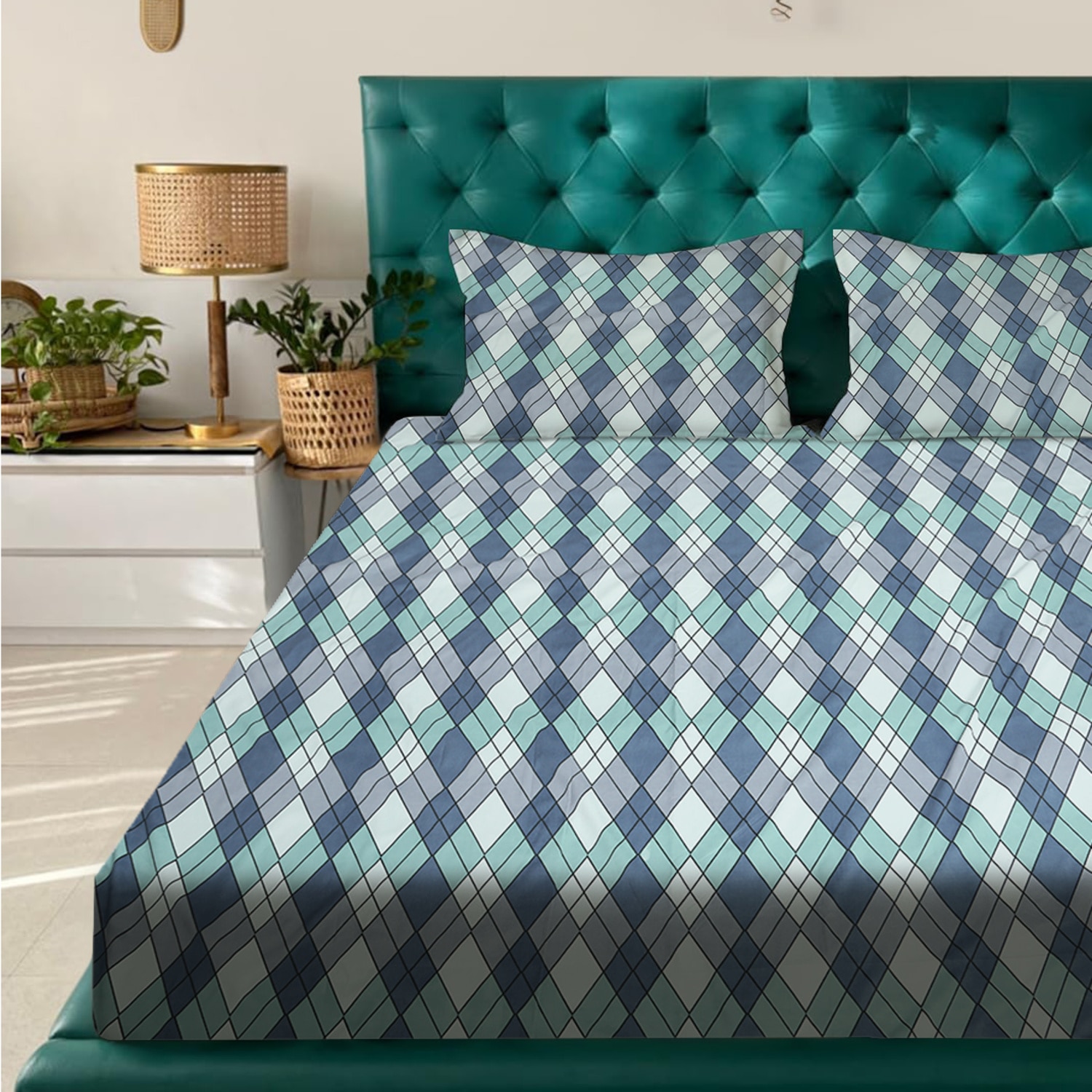 Multicolor Abstract 180 TC Flat 1 Queen  Bedsheet with 2 Pillow Covers - Rosarahome