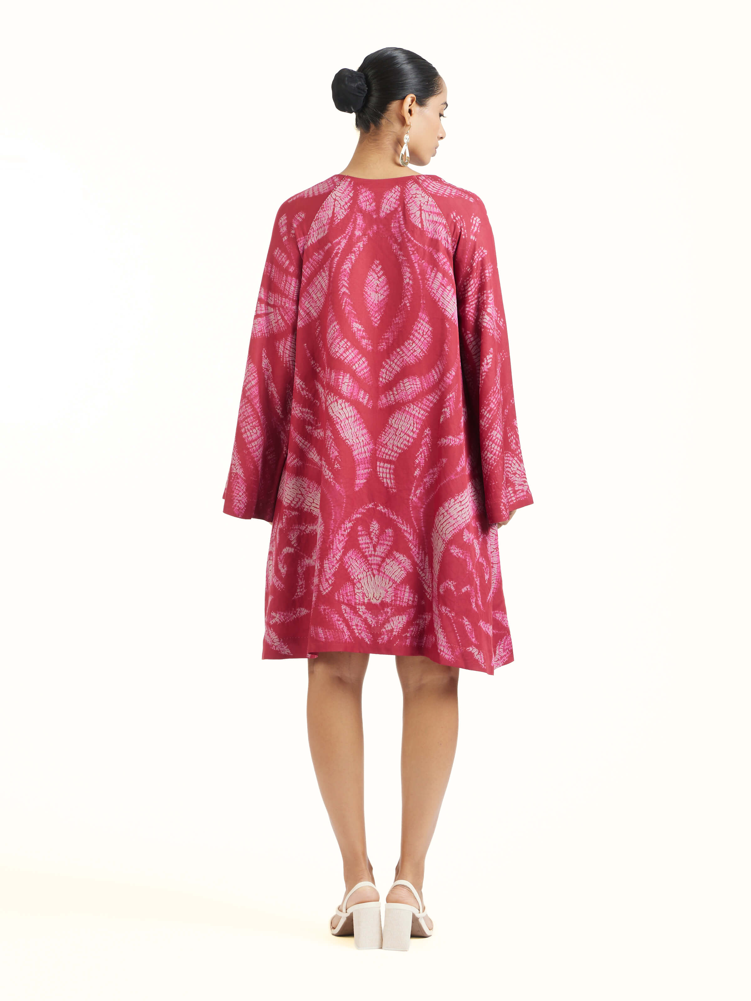 Back view displaying full design