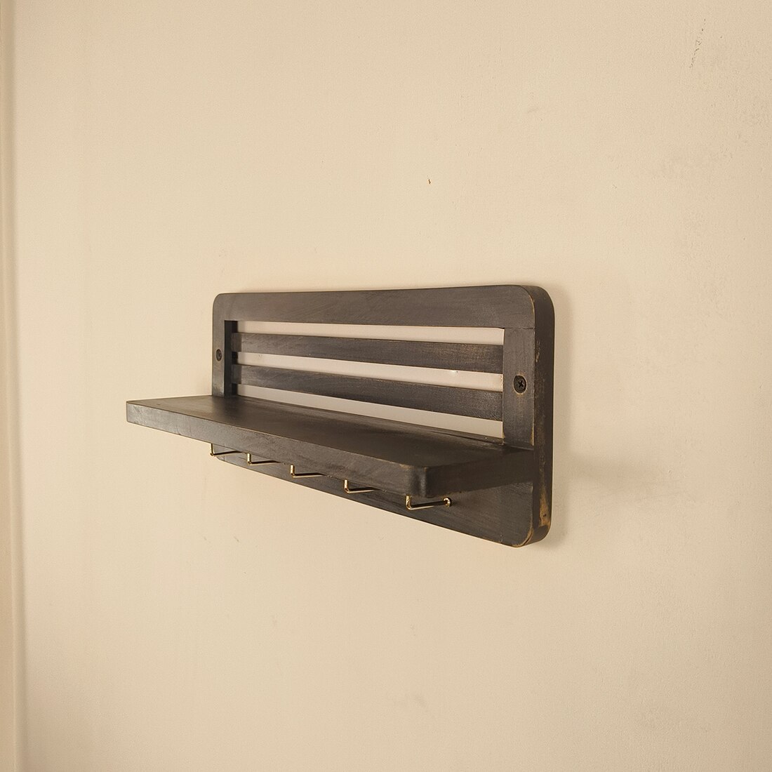 Regus Wooden Wall Shelf Organiser With Key Holders