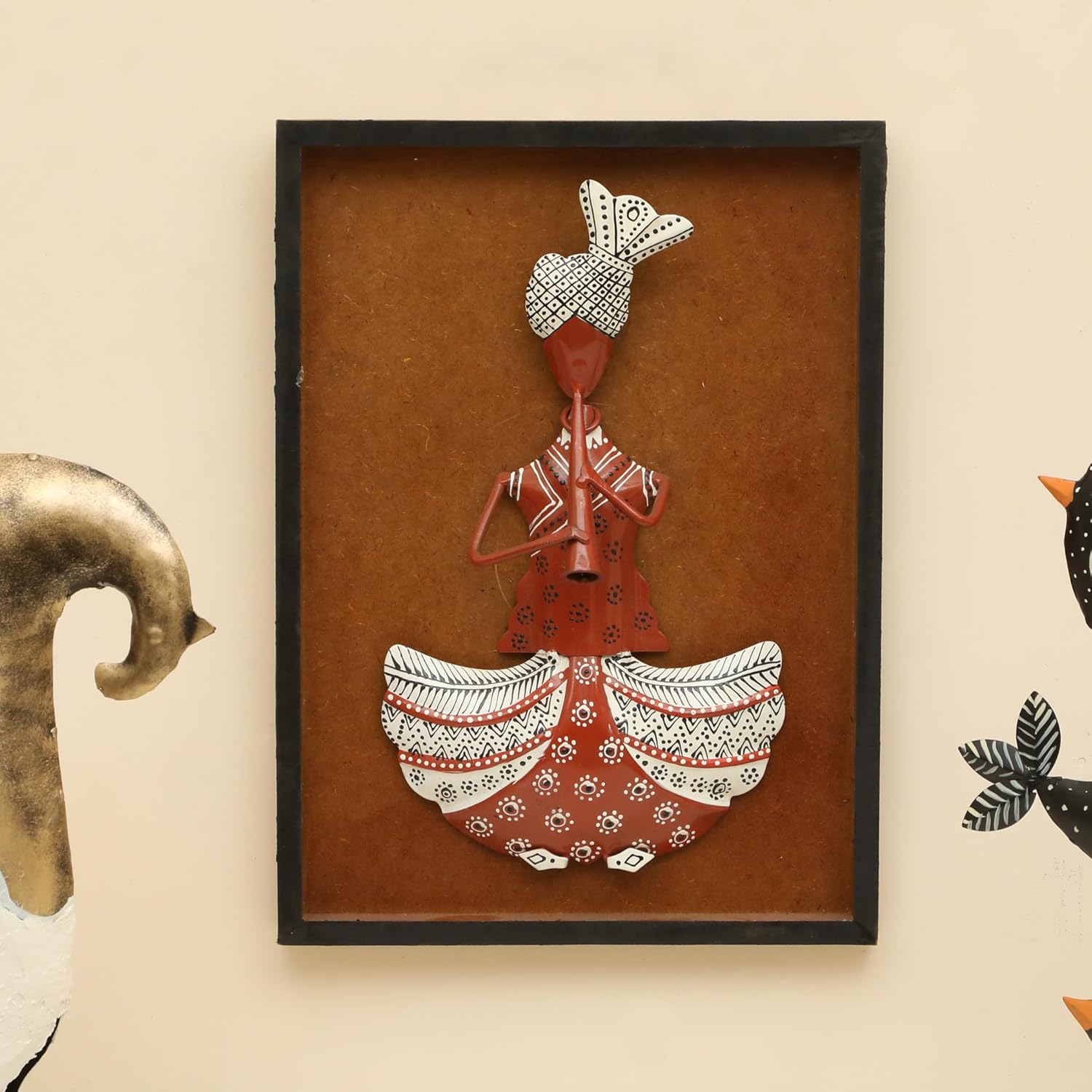 W-Akemi Abstract Metal Wall Decor in Multicolor Set of 1 - Vedas Exports