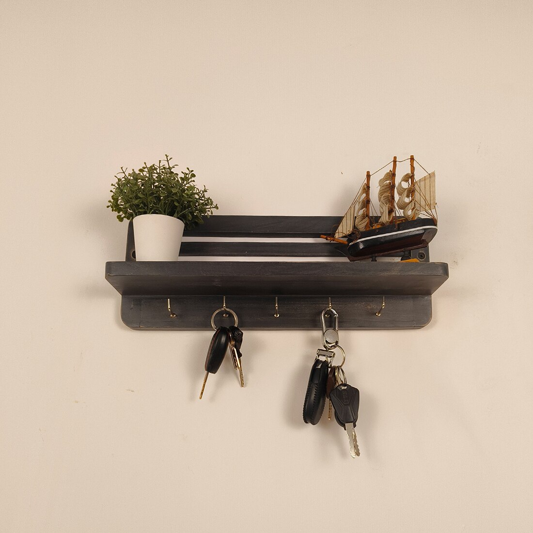 Regus Wooden Wall Shelf Organiser With Key Holders