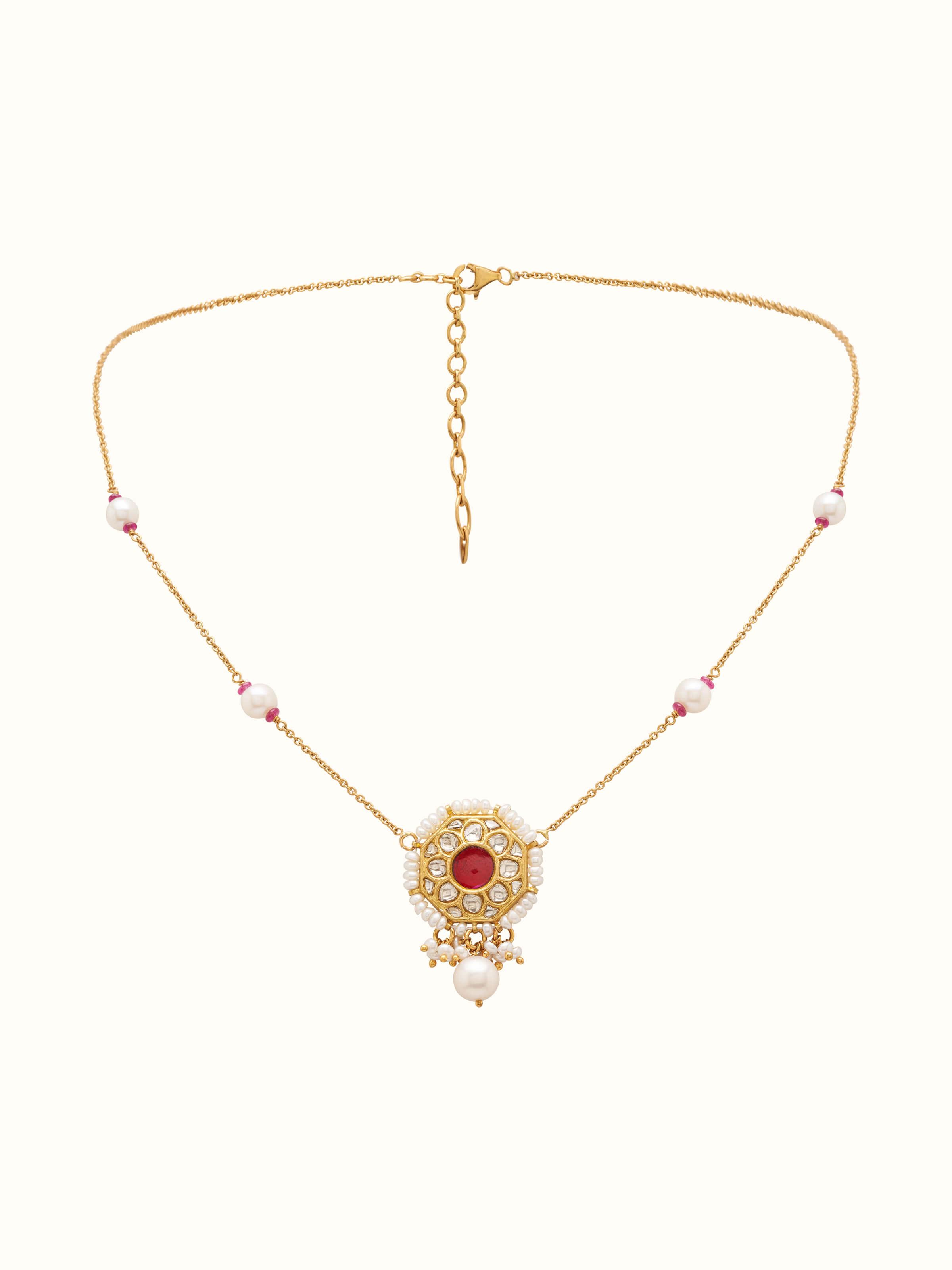 Thappa 22 Karat Gold Pendant & Chain