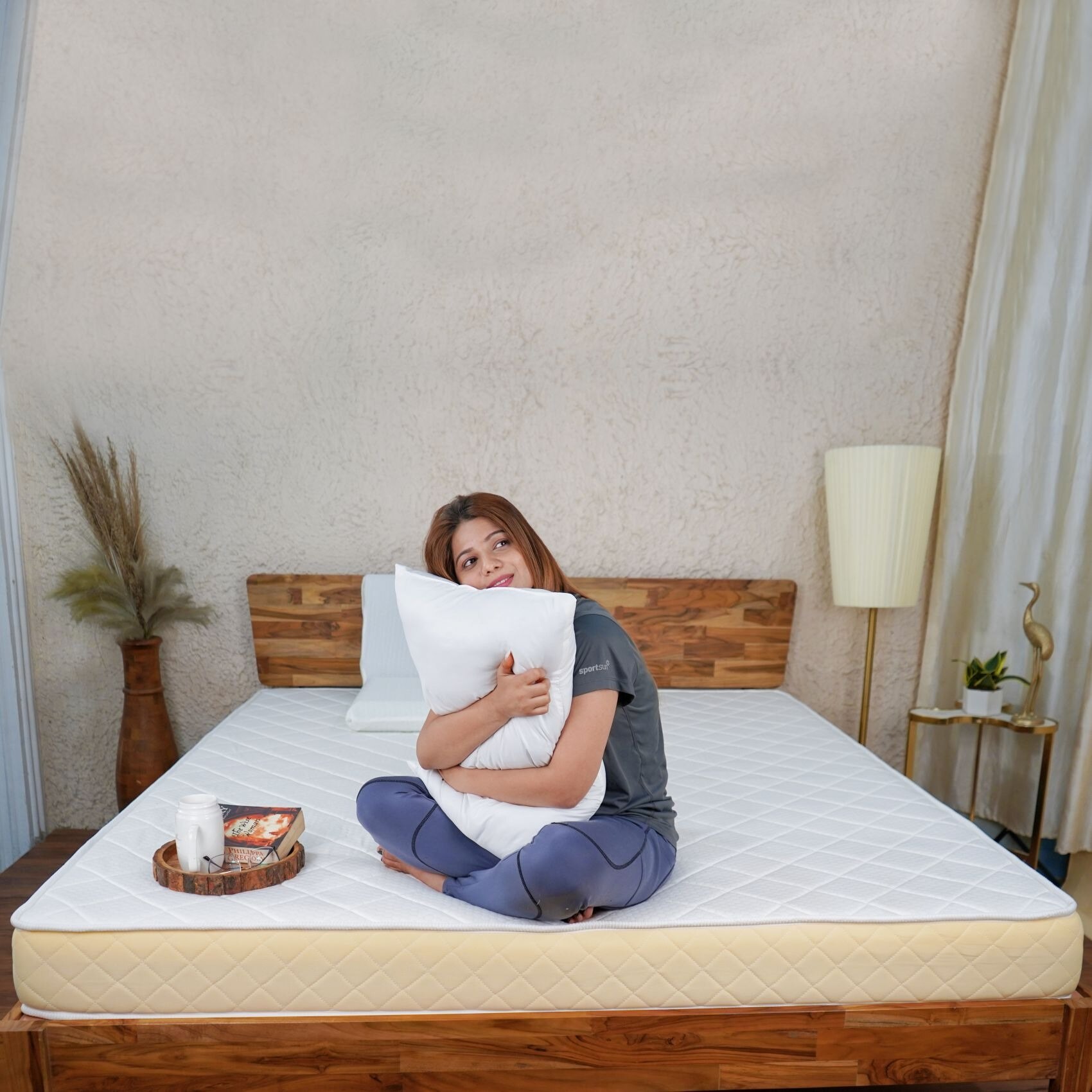 Aero Cool Gel with posture Control Tech King Size Mattress (84 x 70 in, 4 Inches) - Usha Shriram