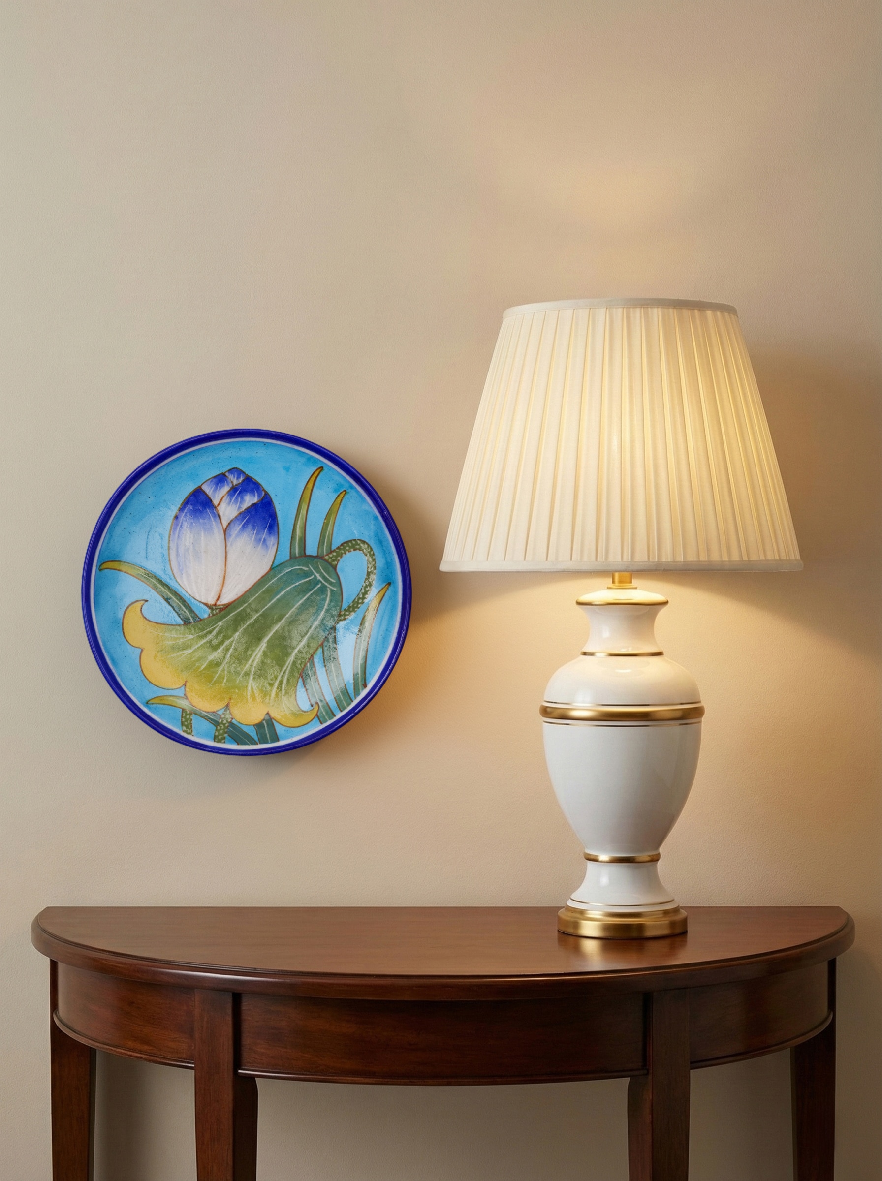 Blue pottery black flower display plate with hand-painted floral design