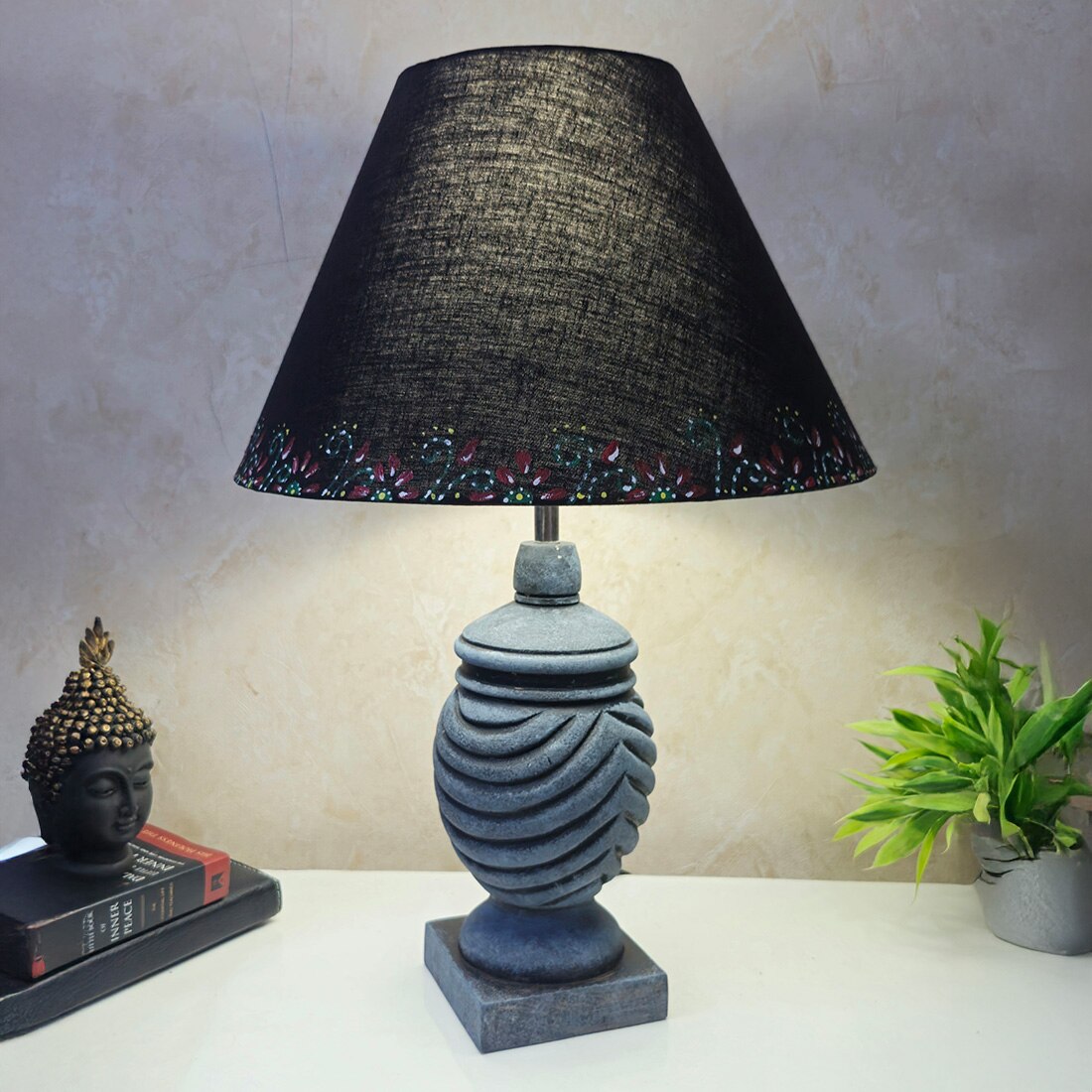 Grey Color Handpainted And Hancarved Distress Wooden Table Lamp