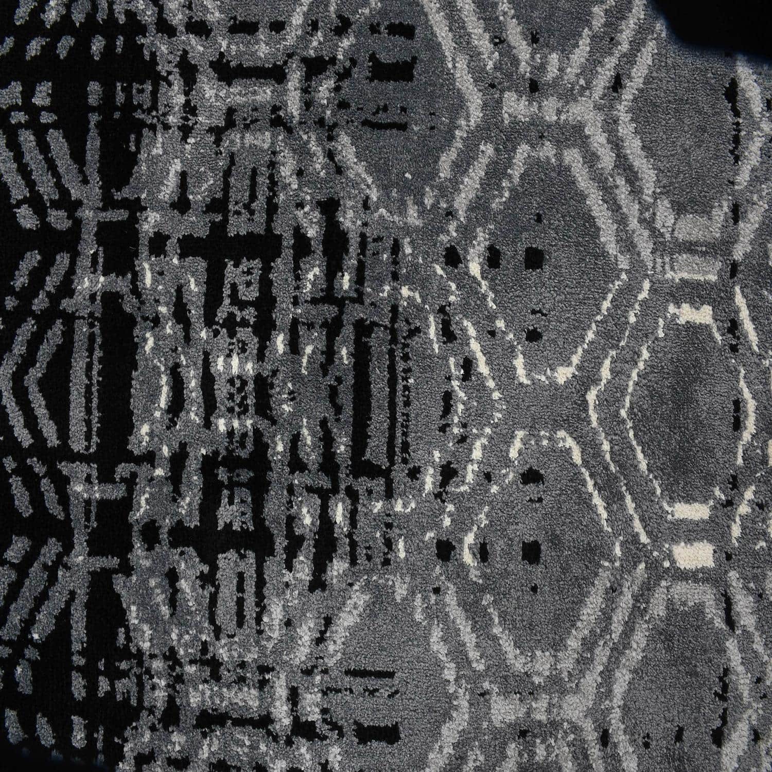 Multicolor Geometric Machine Made Polyester 3 X 5 Feet Carpet 3 X 5 Feet