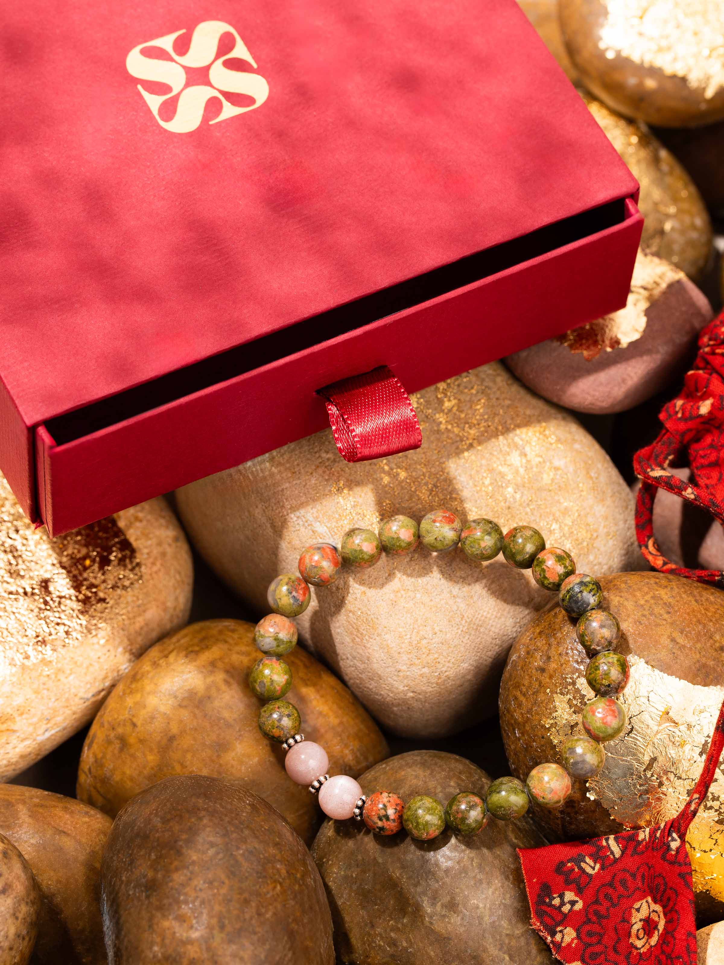 Close-up view of Unakite & Peach Moonstone Silver Bracelet showcasing the natural inclusions and soft hues of the gemstones