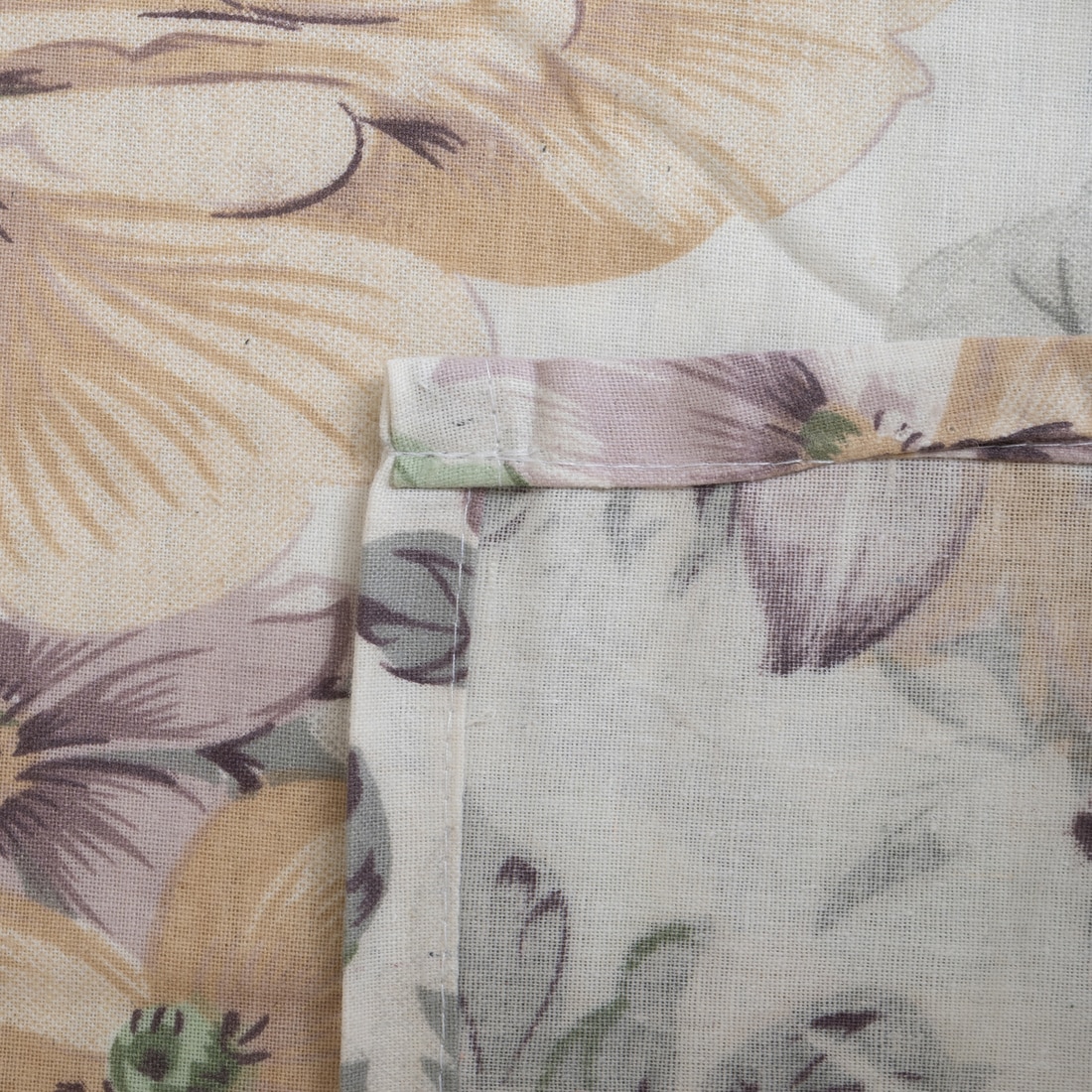 Threads Silky Touch Digital Print King Size Flat Bedsheet 270 x 250 cms