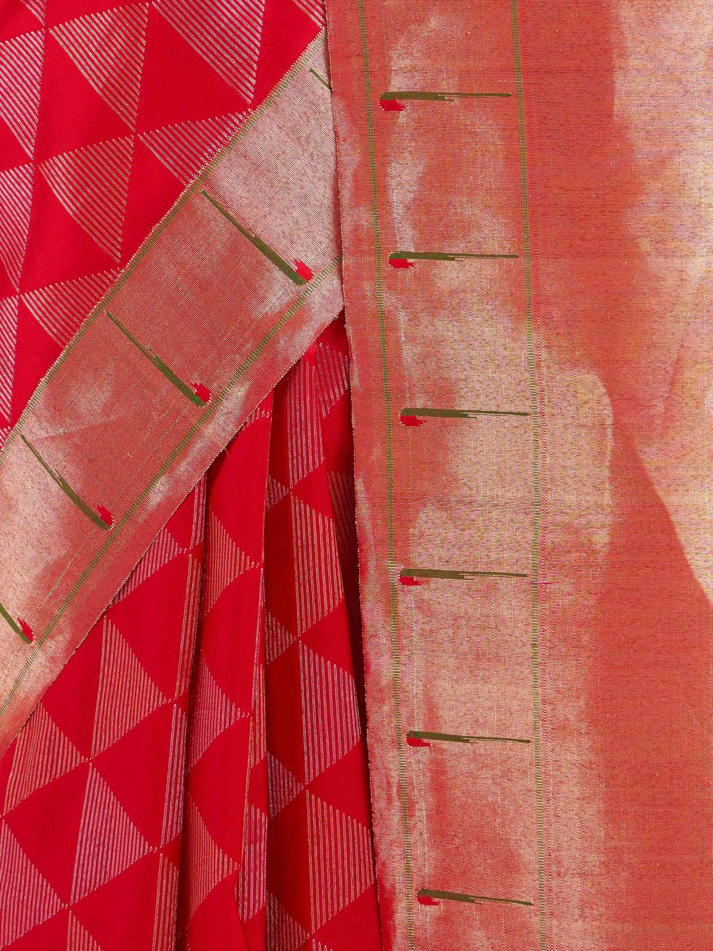 Back view of the Red Silk Paithani Saree
