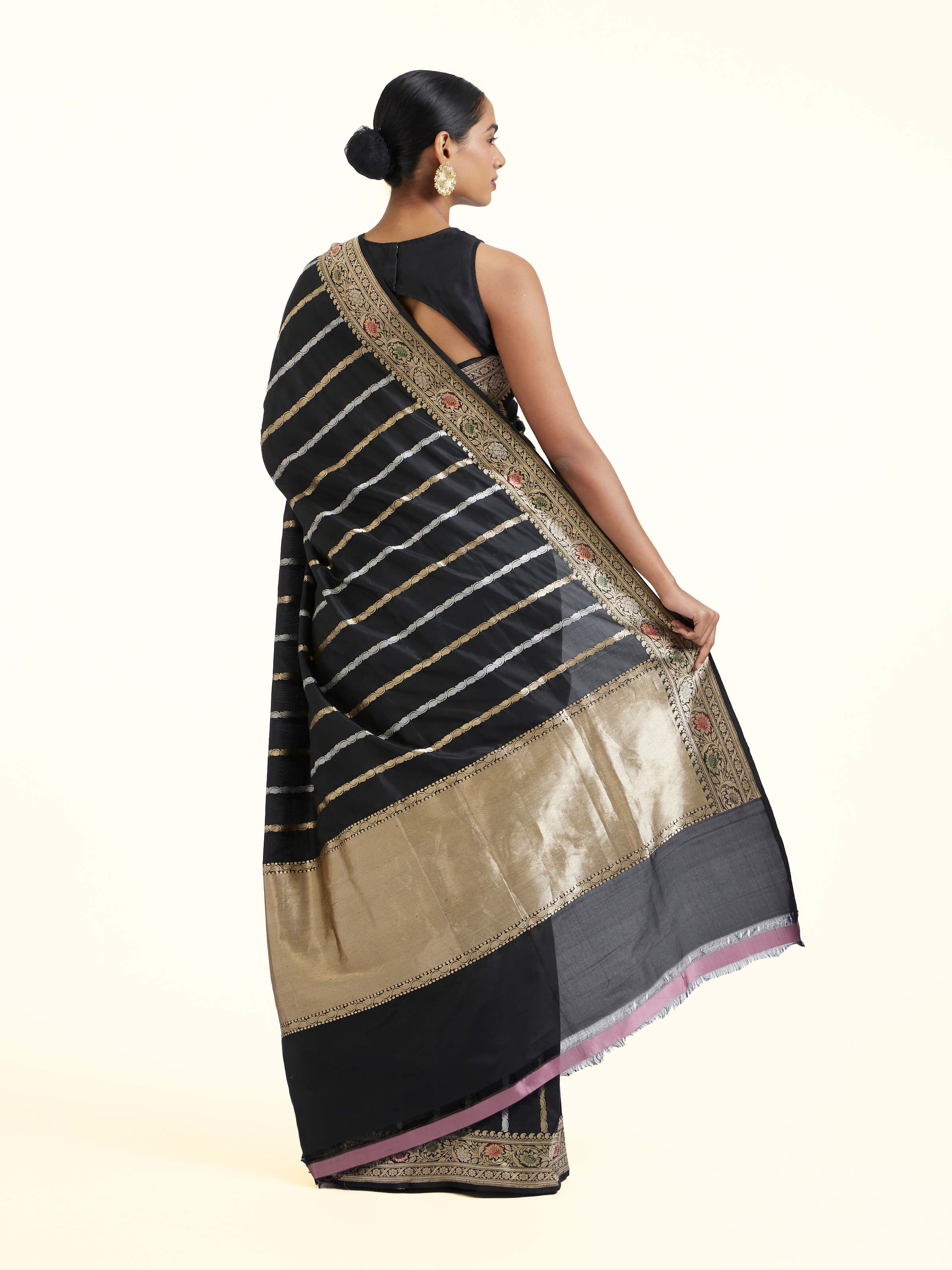 Black Banarasi Kadhwa Silk Saree