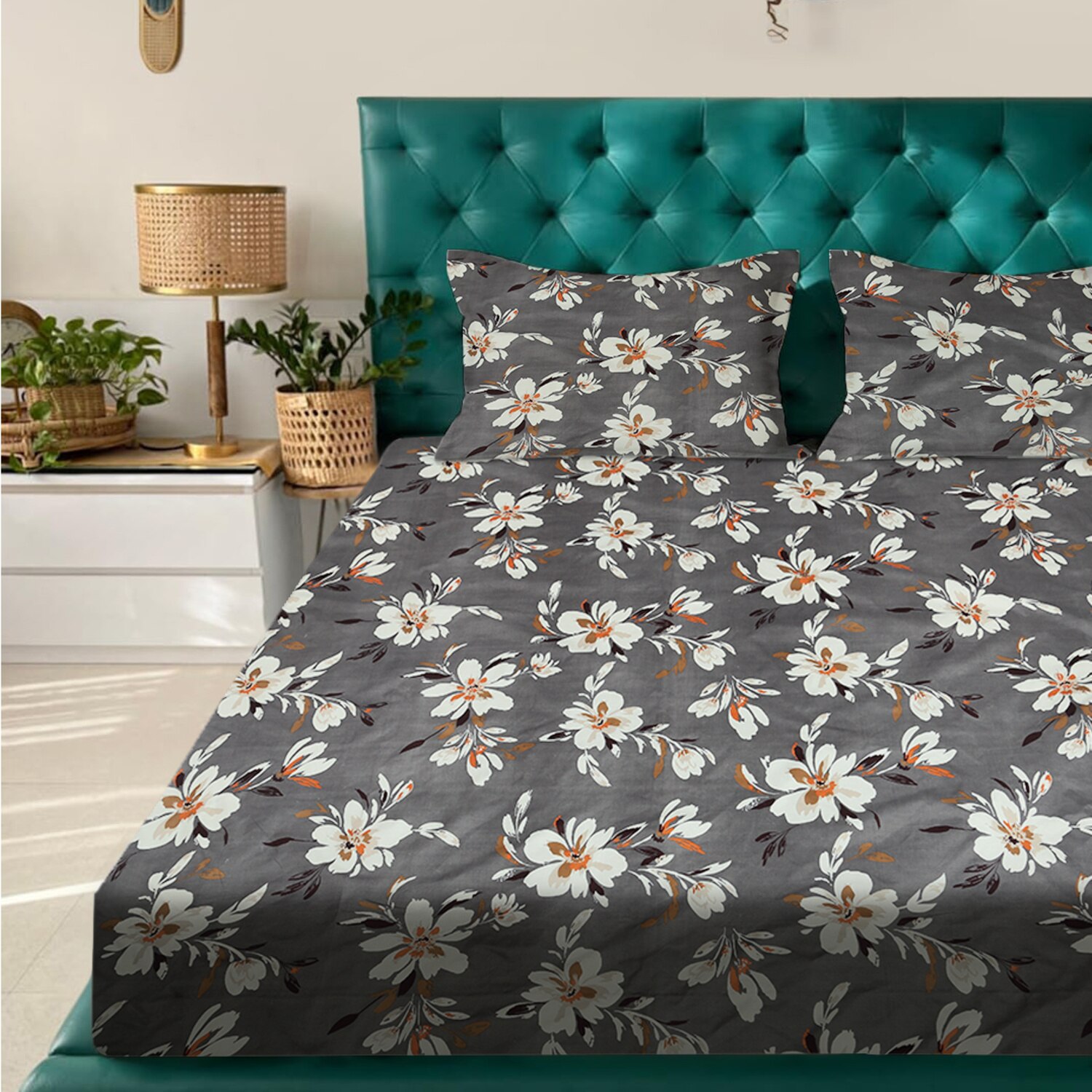 Multicolor Floral 180 TC Flat 1 Queen  Bedsheet with 2 Pillow Covers
