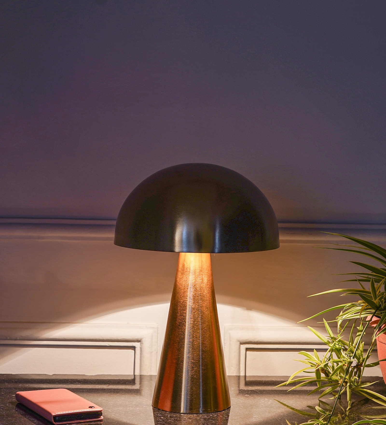 Fungo Single Light Table Lamp In Brass Finish - Kapoor Lamp Shades