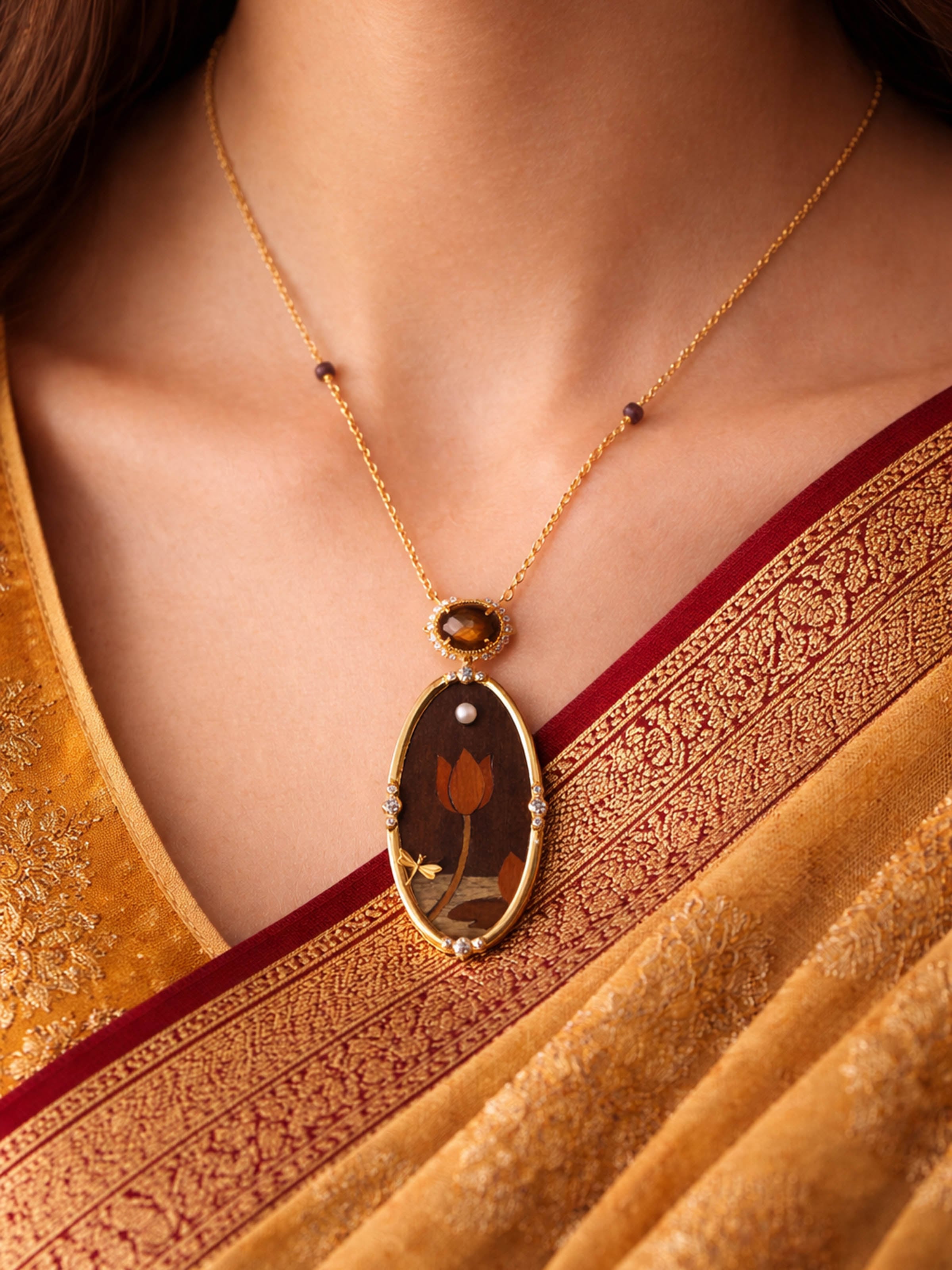 Rosewood Inlaid Silver Pendant & Chain