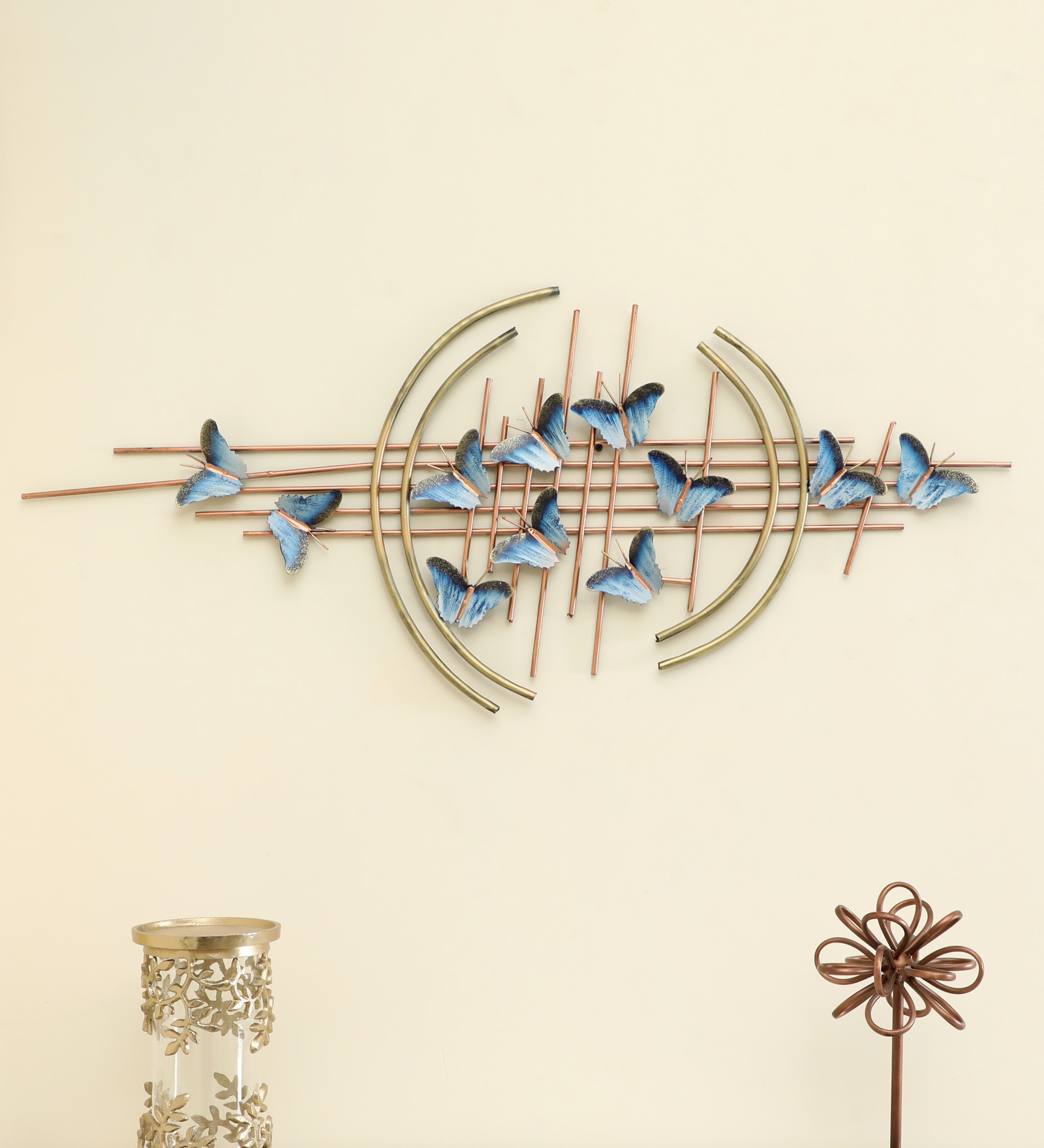 W-ABSTRACT Abstract Metal Wall Decor in Multicolor Set of 1 - Vedas Exports