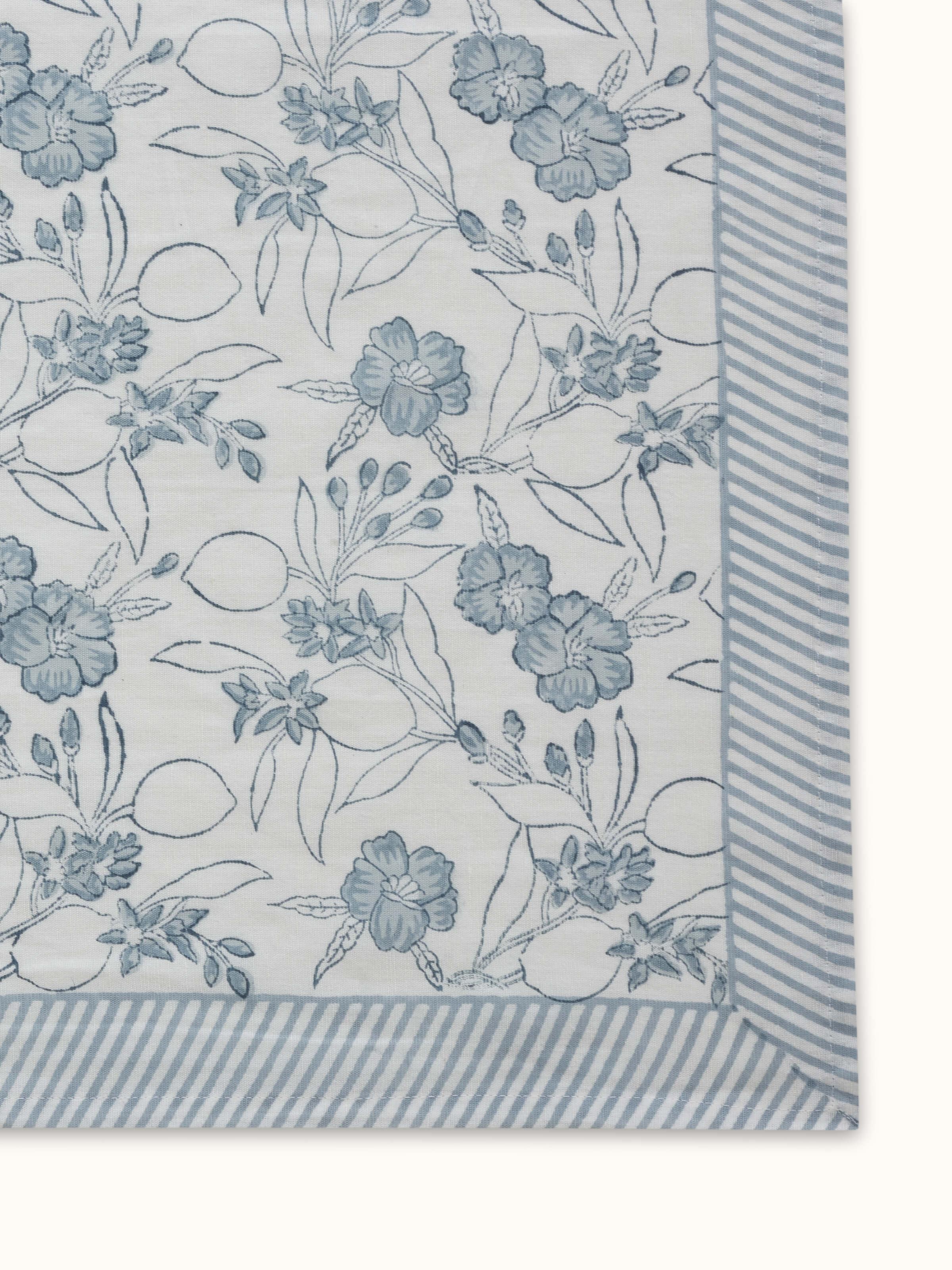 Side view showcasing the border and design continuity