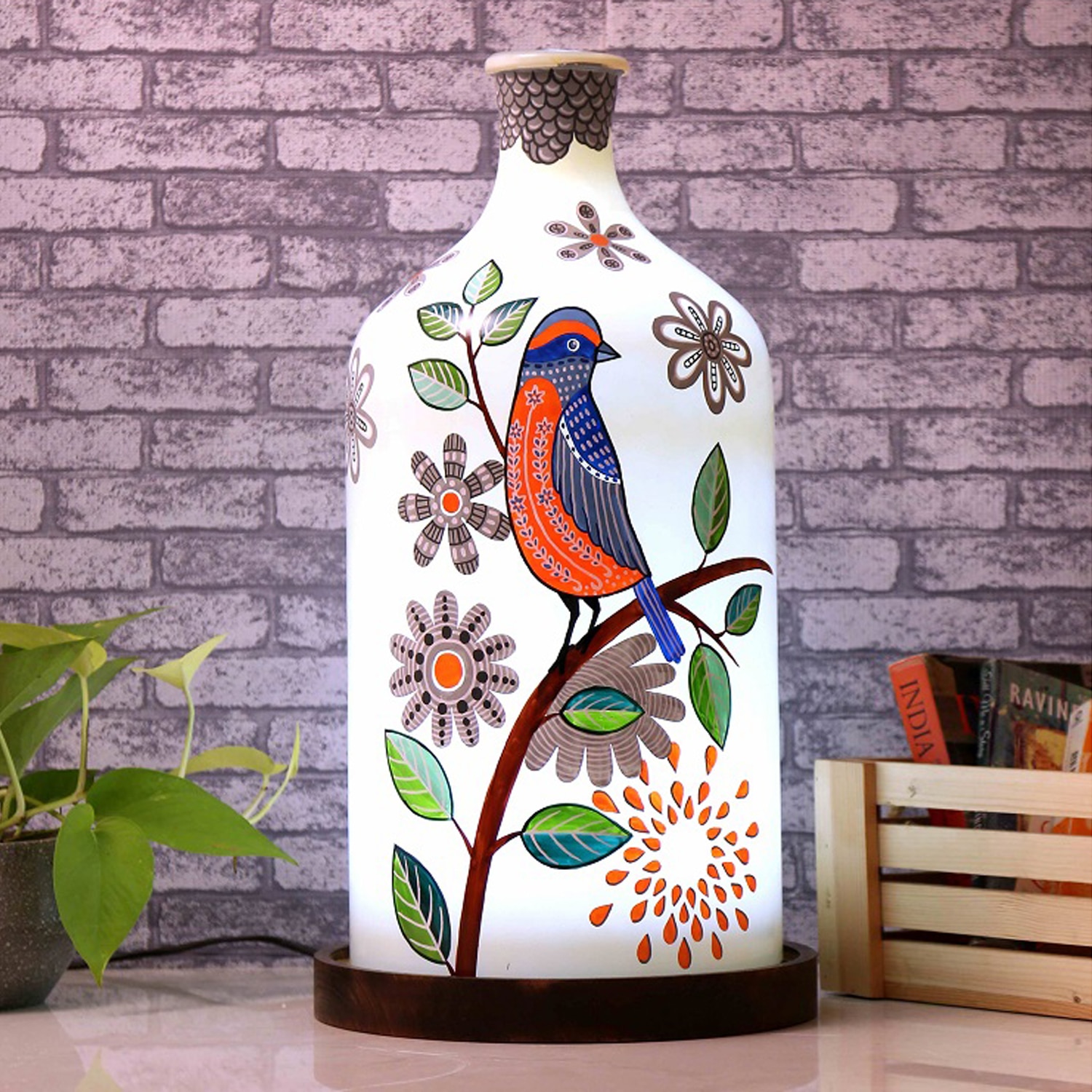 Feather Beauty Hand Painted Glass Shade Table Lamp with Wooden Base