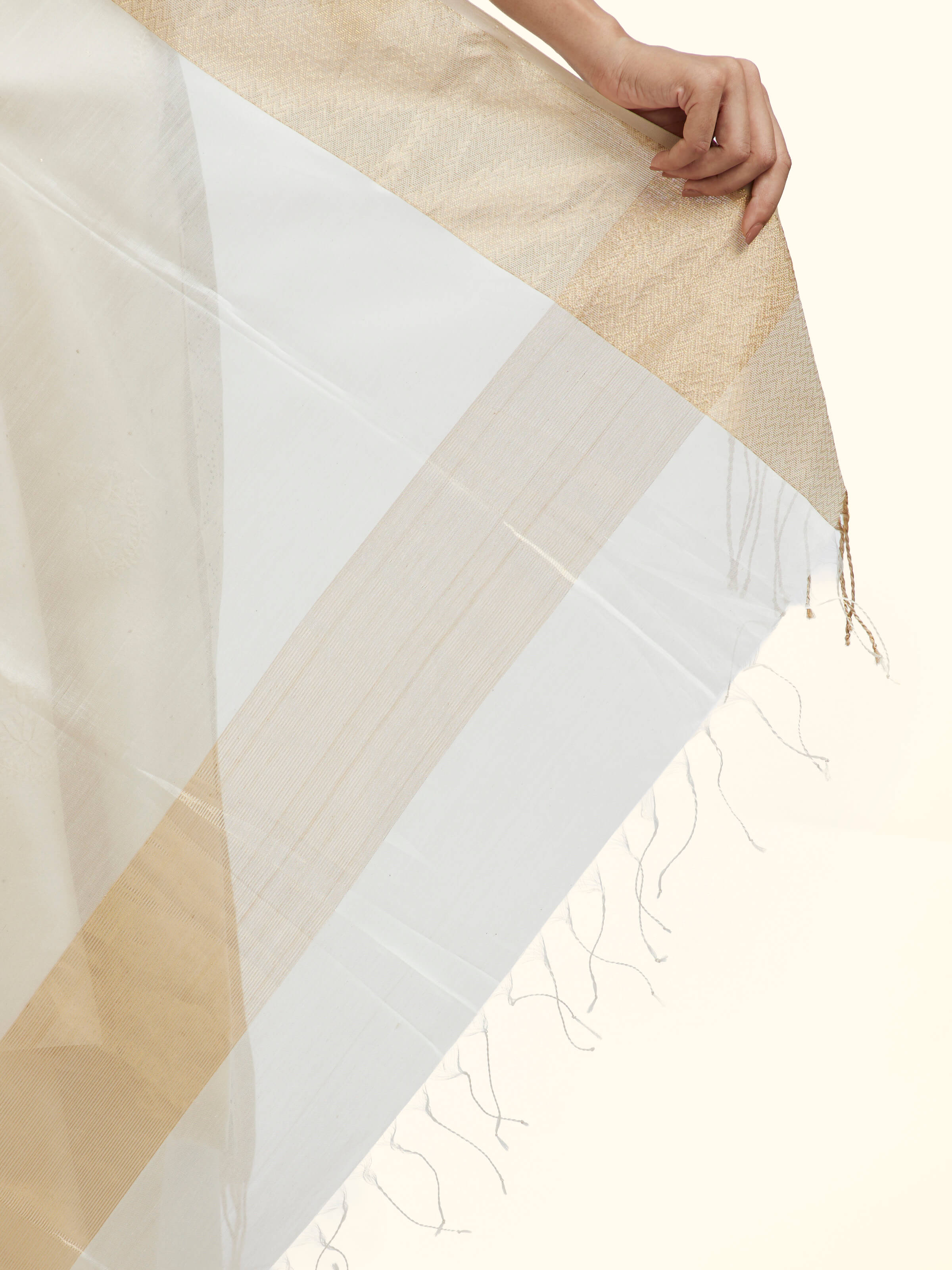 Off-white Cotton Silk Maheshwari Zari Border Dupatta
