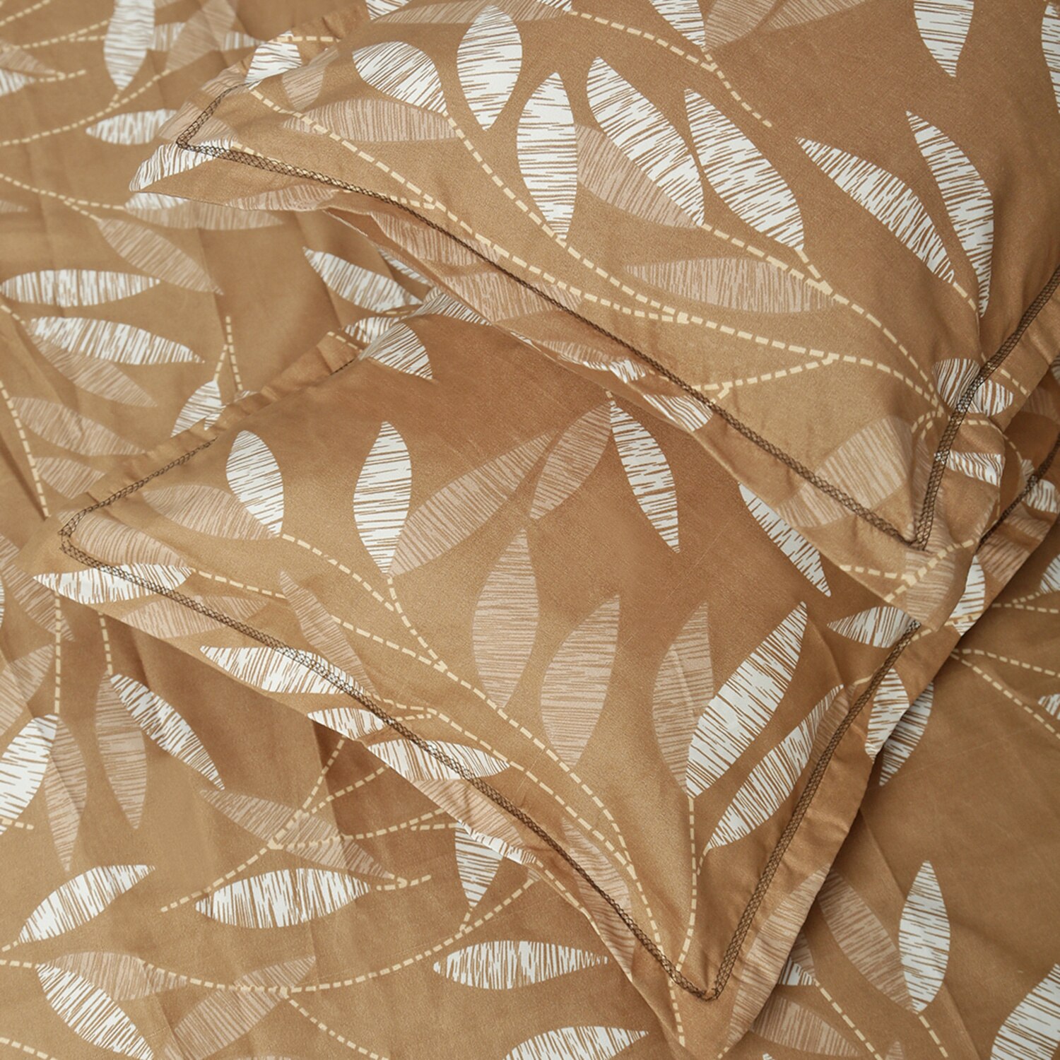 Brown Floral 180 TC Flat 1 Queen  Bedsheet with 2 Pillow Covers