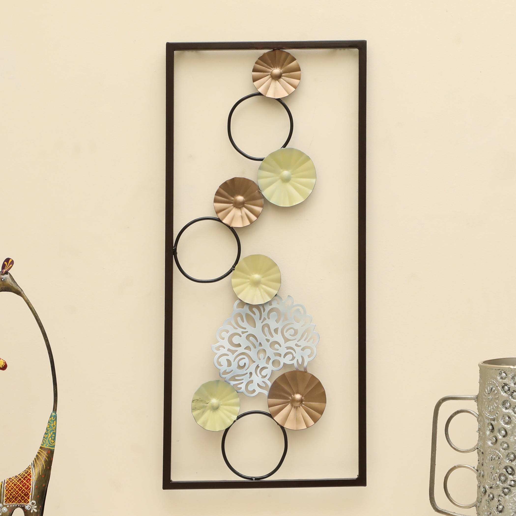W-Hiten Abstract Metal Wall Decor in Multicolor Set of 1 - Vedas Exports