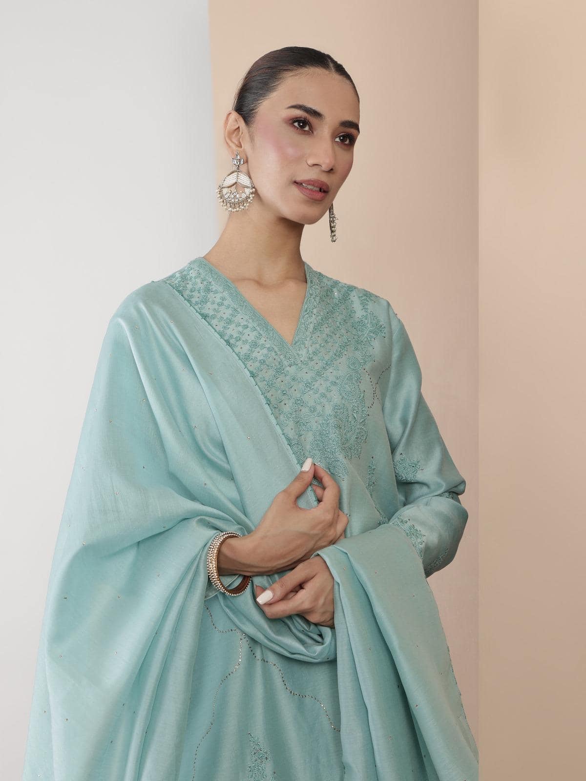 Alternate lifestyle view capturing flowing dupatta and Chikankari details.