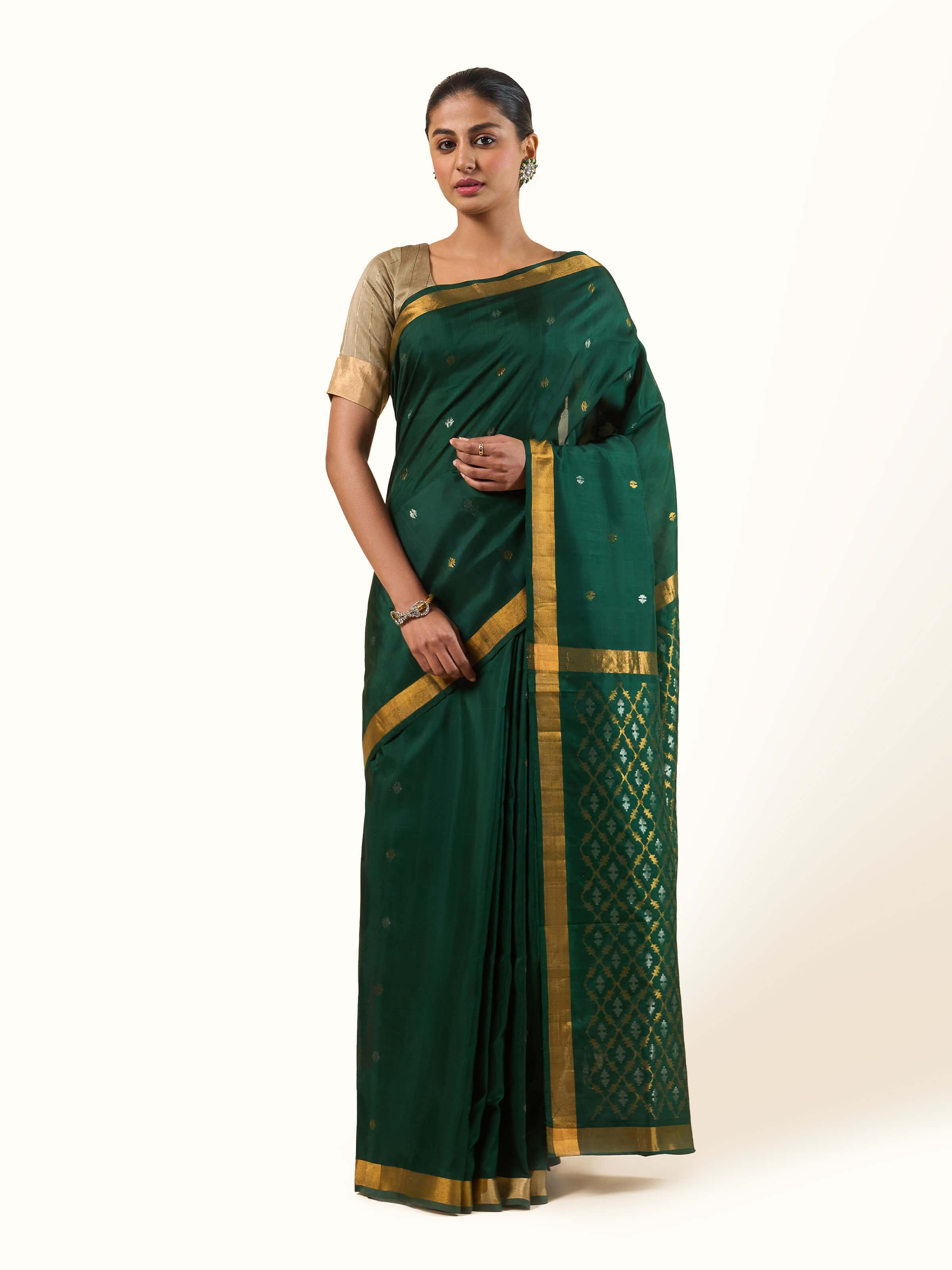 Front view of Mulberry Silk Uppada Jamdani Saree showcasing intricate Jamdani weaving