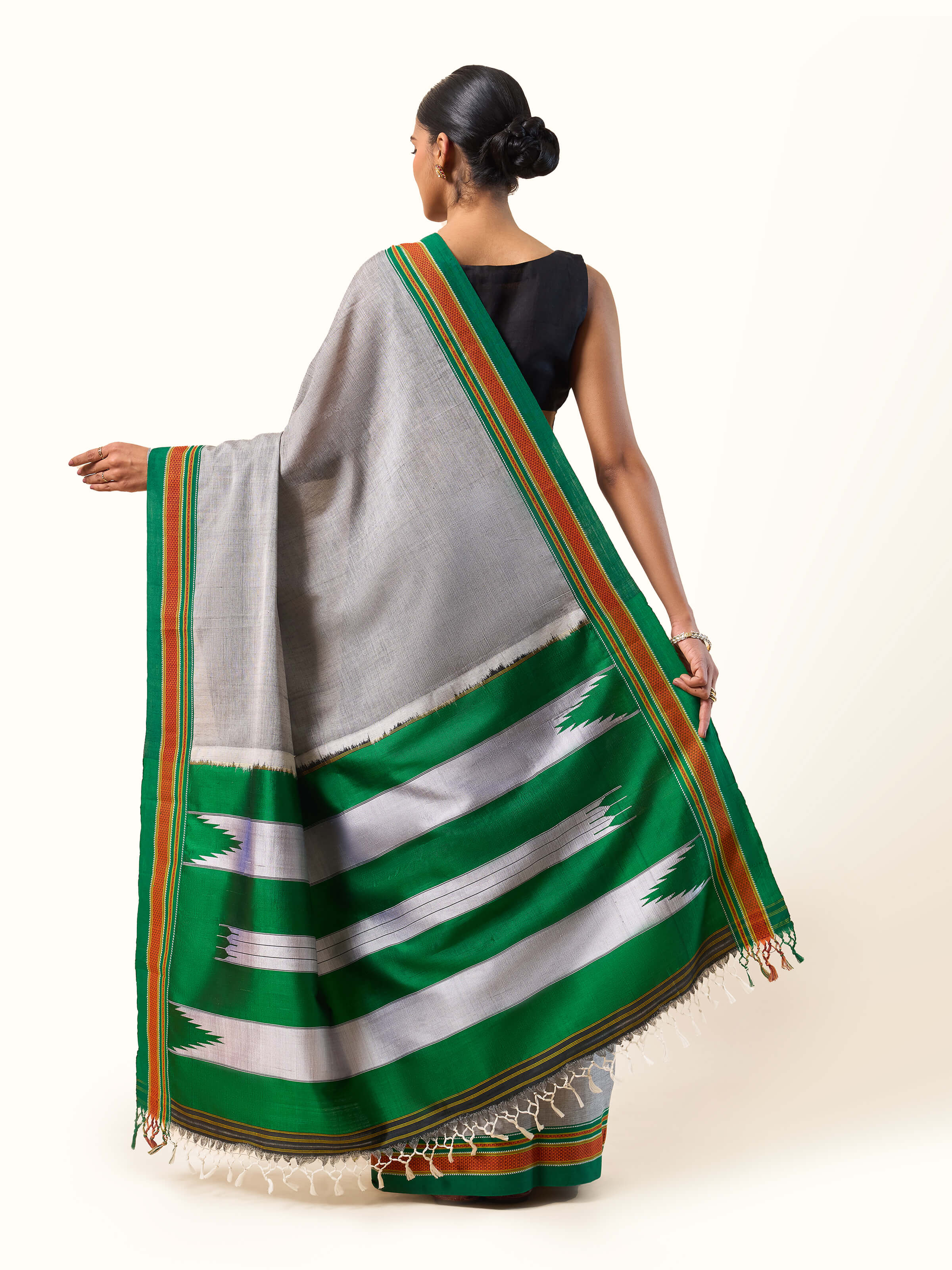 Grey Cotton Silk Ilkal Saree