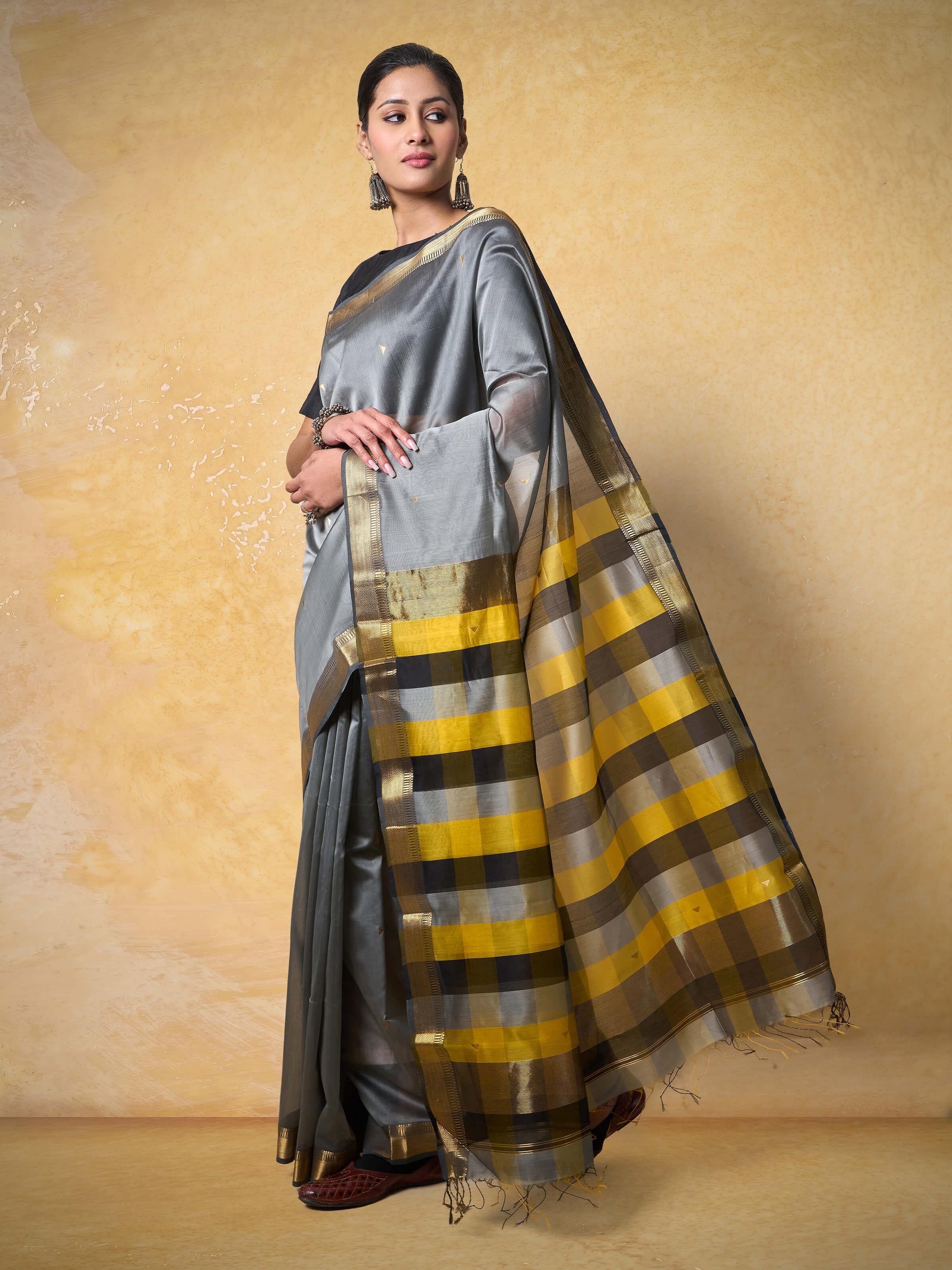 Grey Cotton Silk Maheshwari Saree