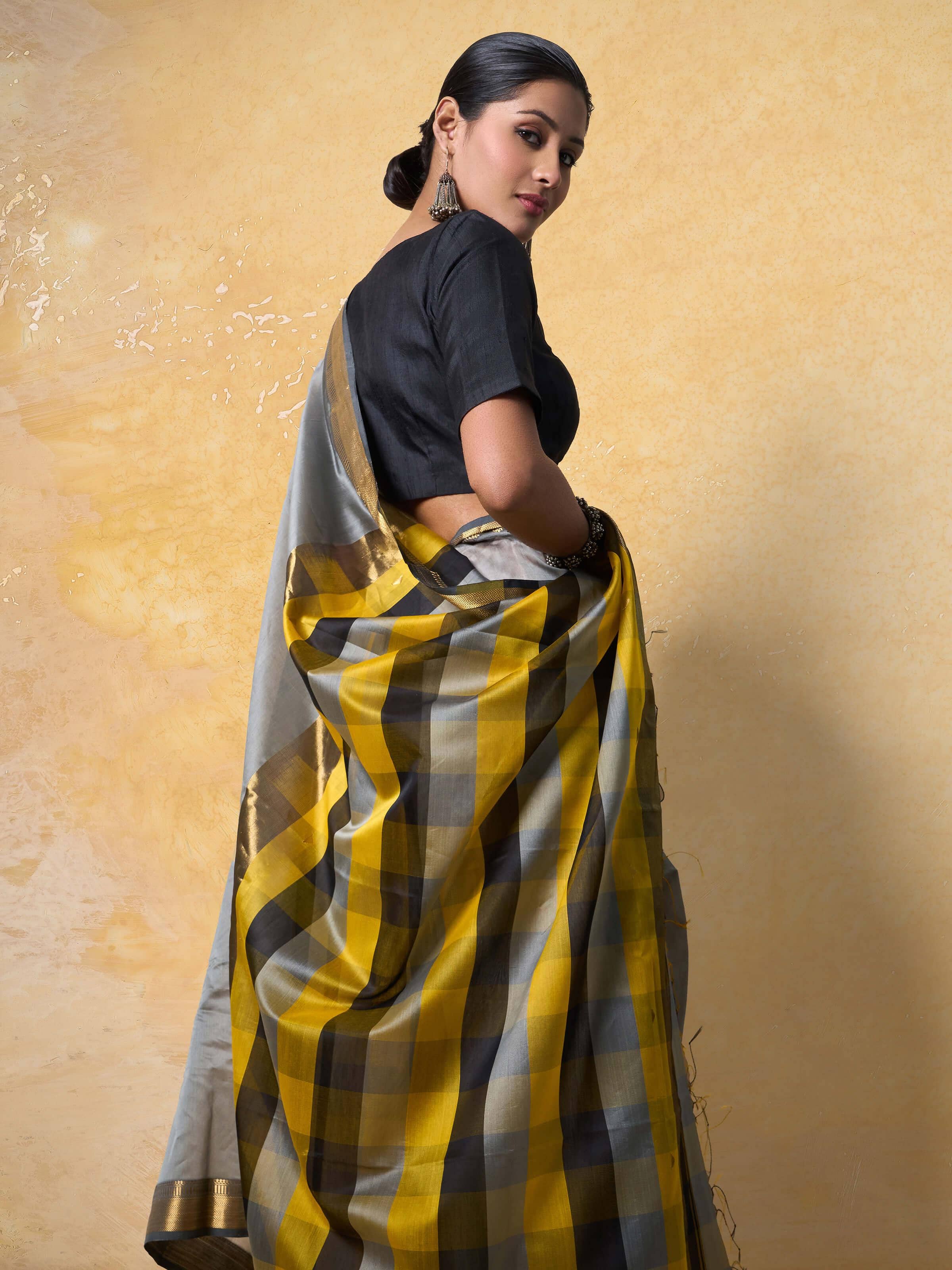 Grey Cotton Silk Maheshwari Saree