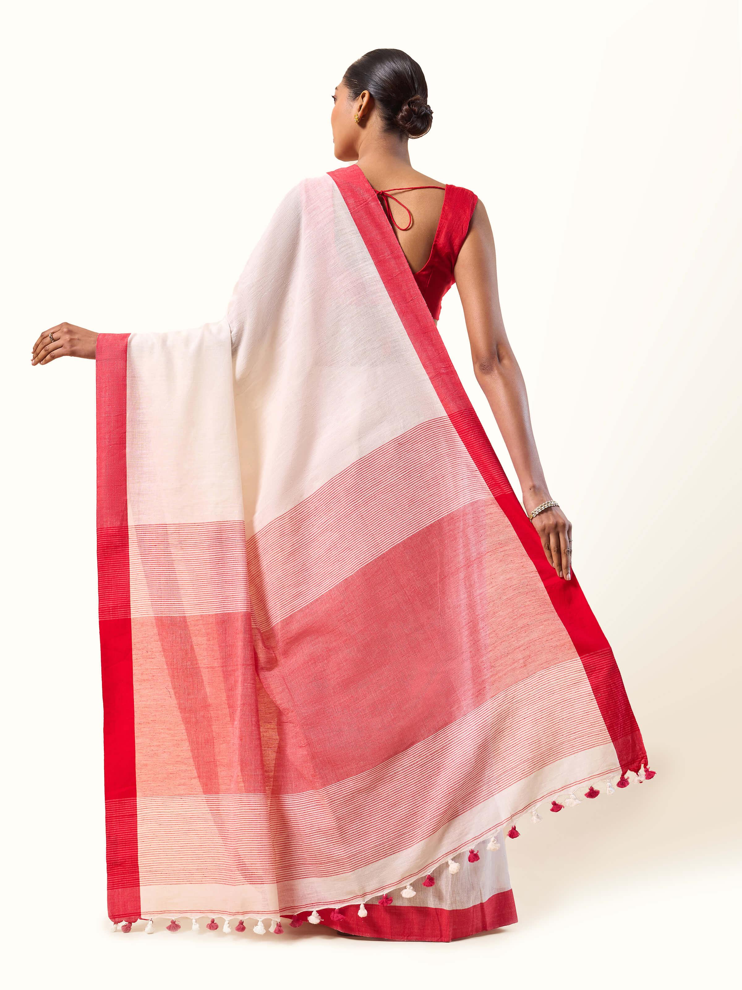Top view of Cotton Bengal Saree highlighting its elegant drape and fine quality fabric