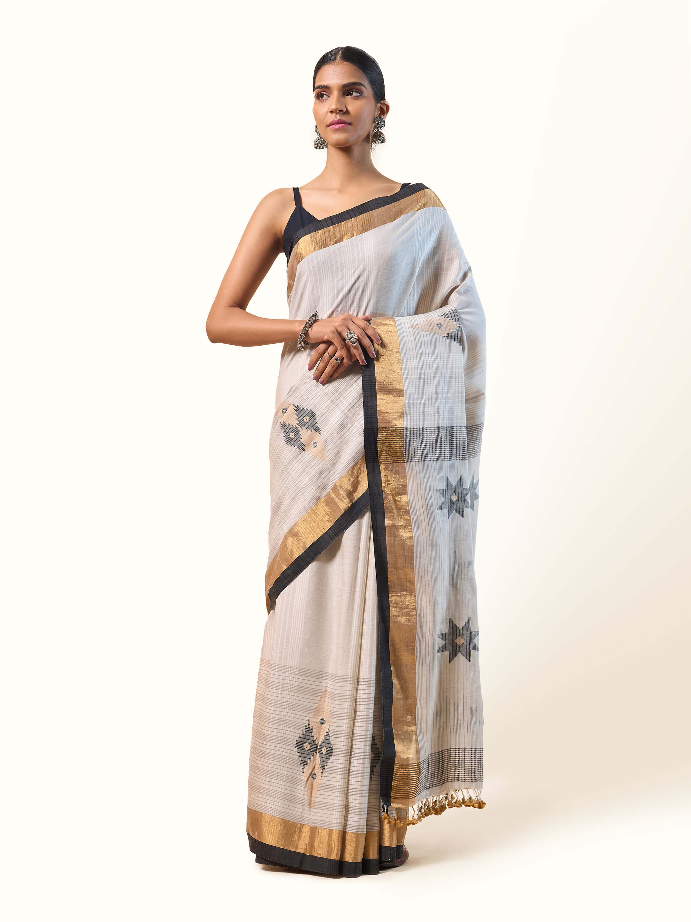Grey Cotton Bengal Saree