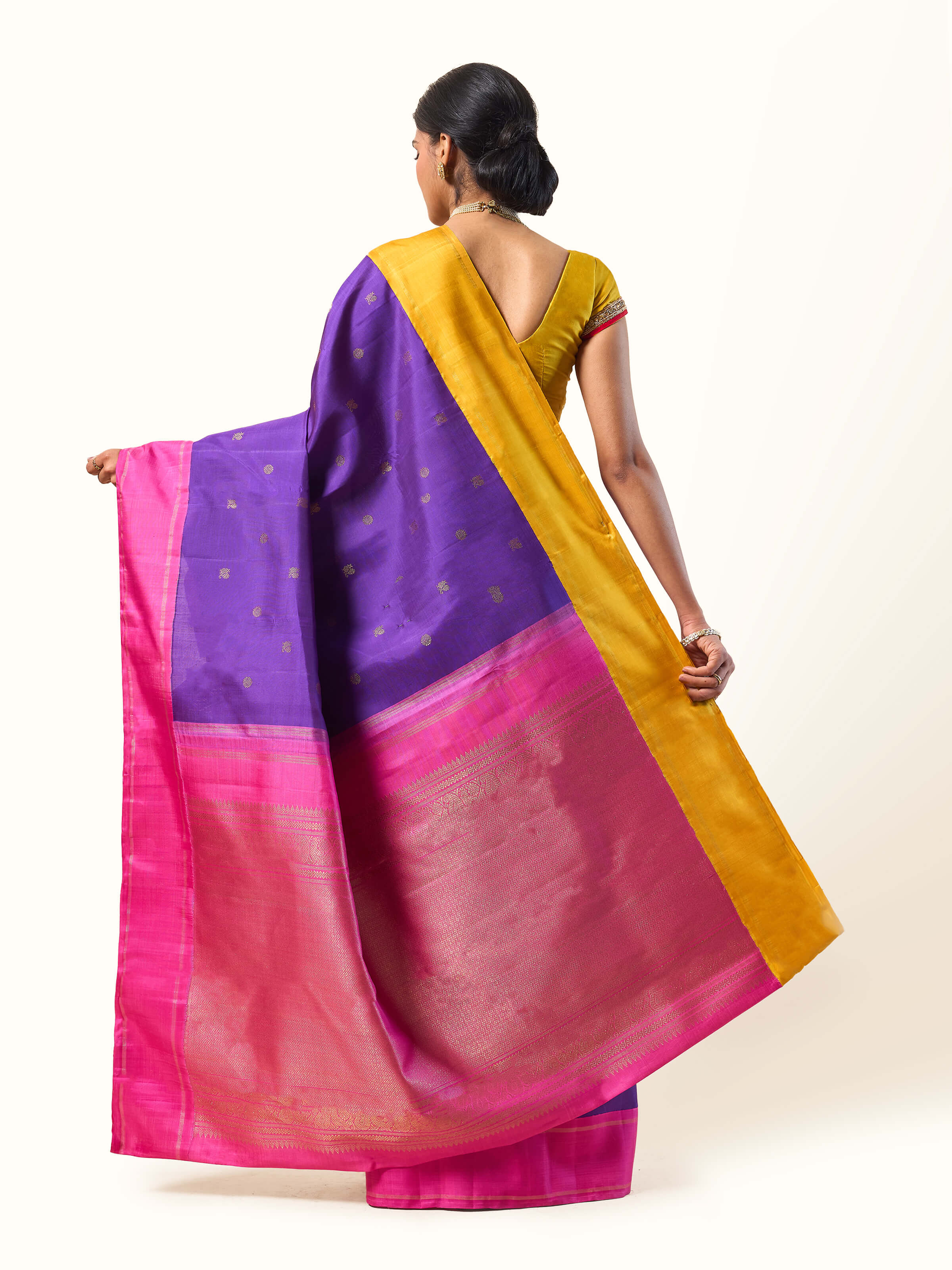 Back view displaying full pallu and zari design on Blue & Pink Silk Kancheepuram Saree