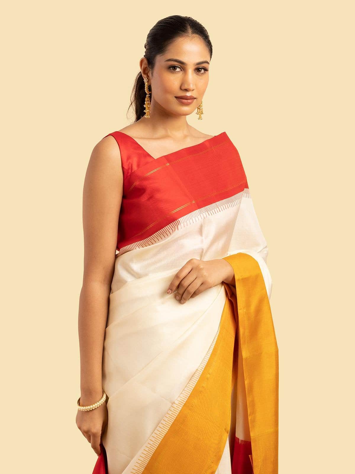 White silk Kancheepuram saree