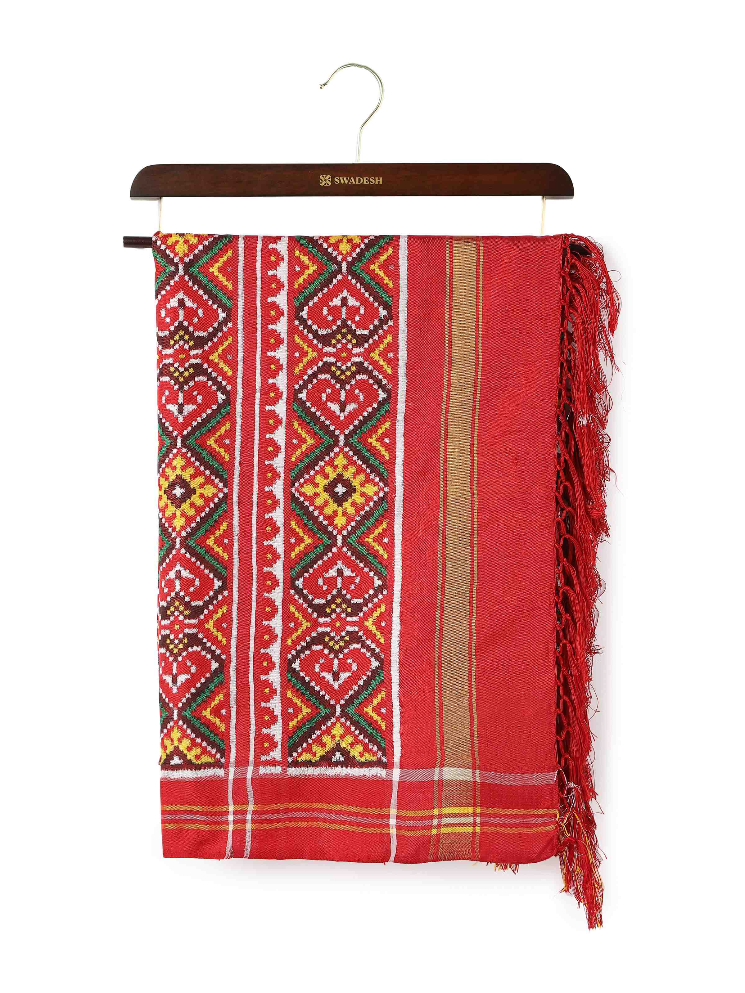 Front view of pink silk Patola Nari Kunjar dupatta with traditional geometric patterns