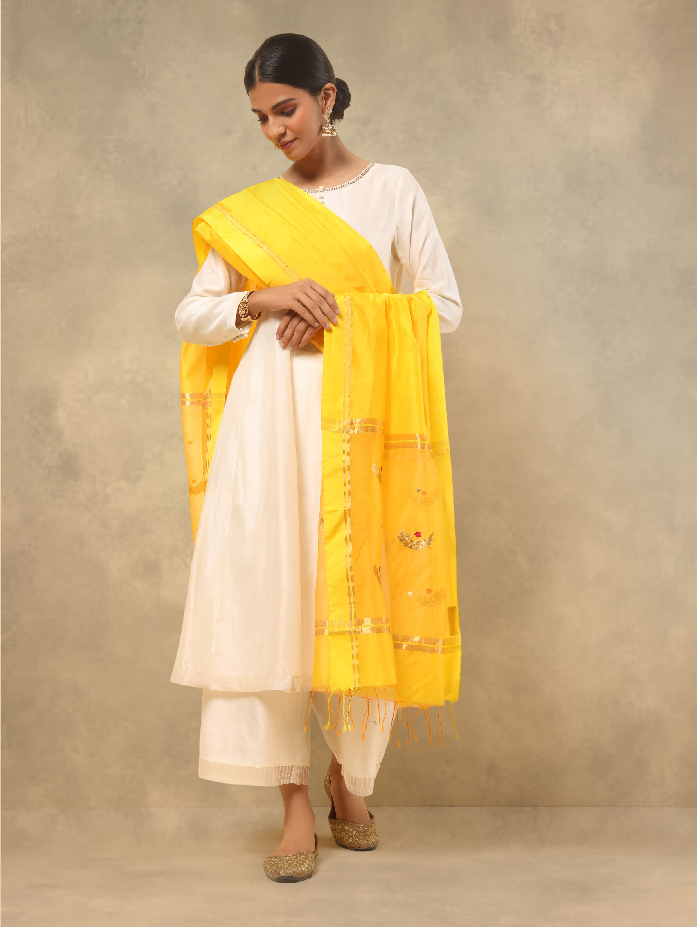 Yellow Cotton Silk Chanderi Dupatta With Floral Motif