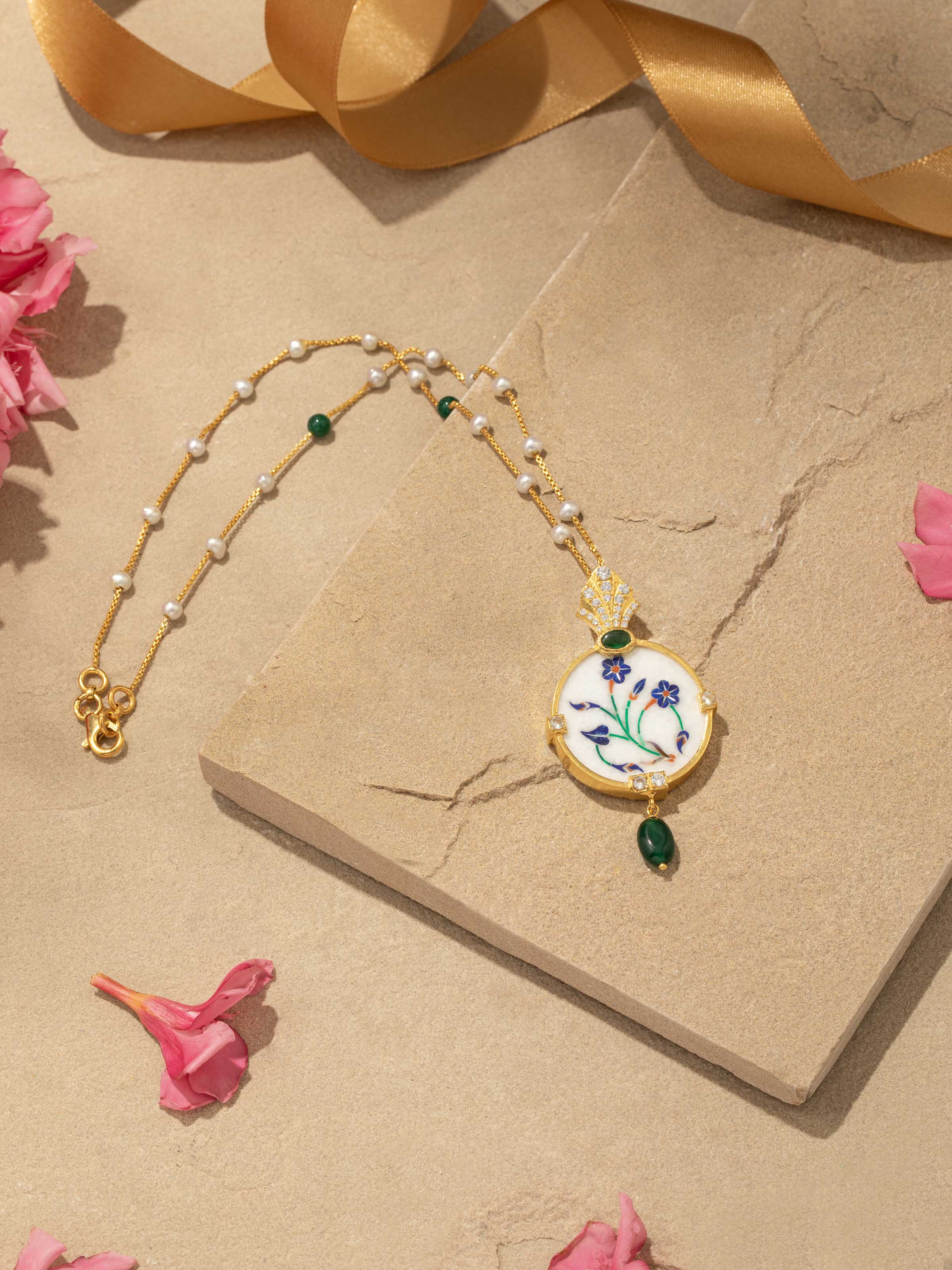 Parchinkari Silver Pendant & Chain