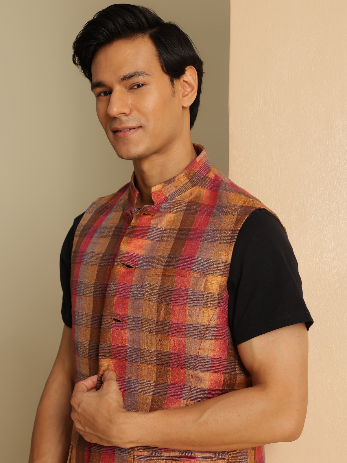 Side profile to reveal the versatile styling and lightweight layer.