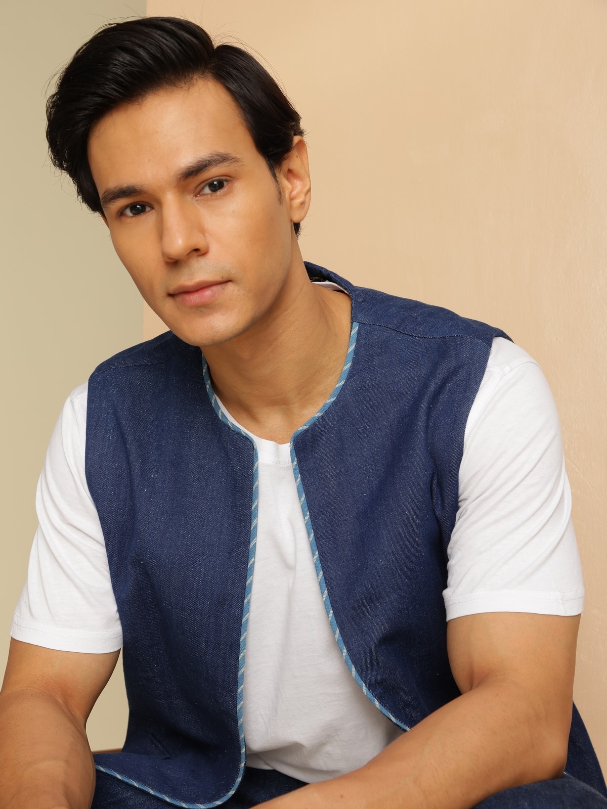 Close-up of fabric texture and stitching on Navy Blue Cotton Sleeveless Jacket