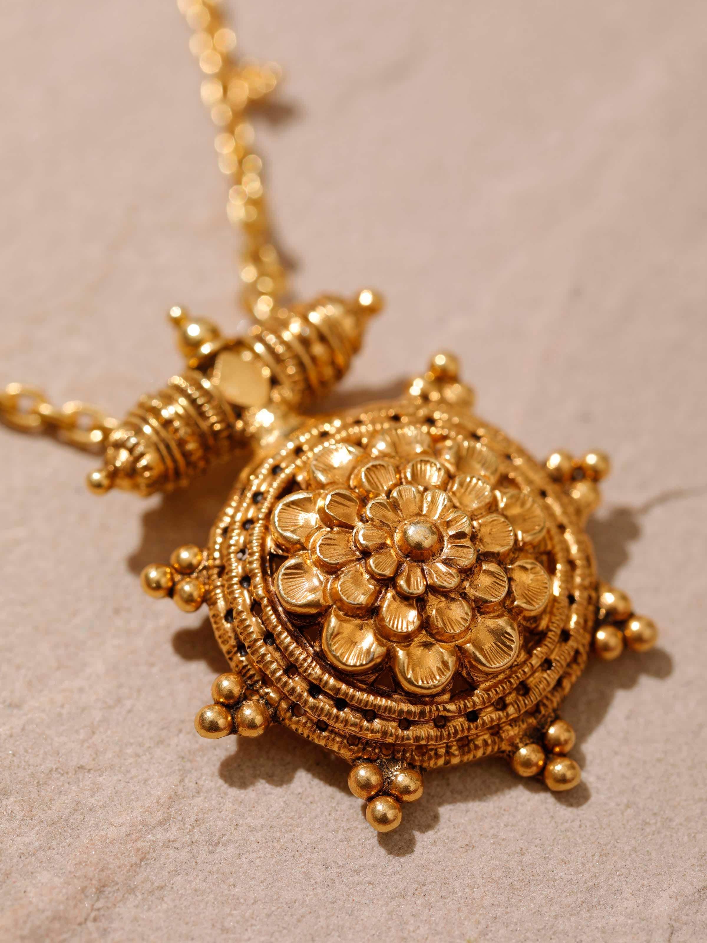 Back view of Nakash silver collar necklace showcasing secure clasp and overall finish.