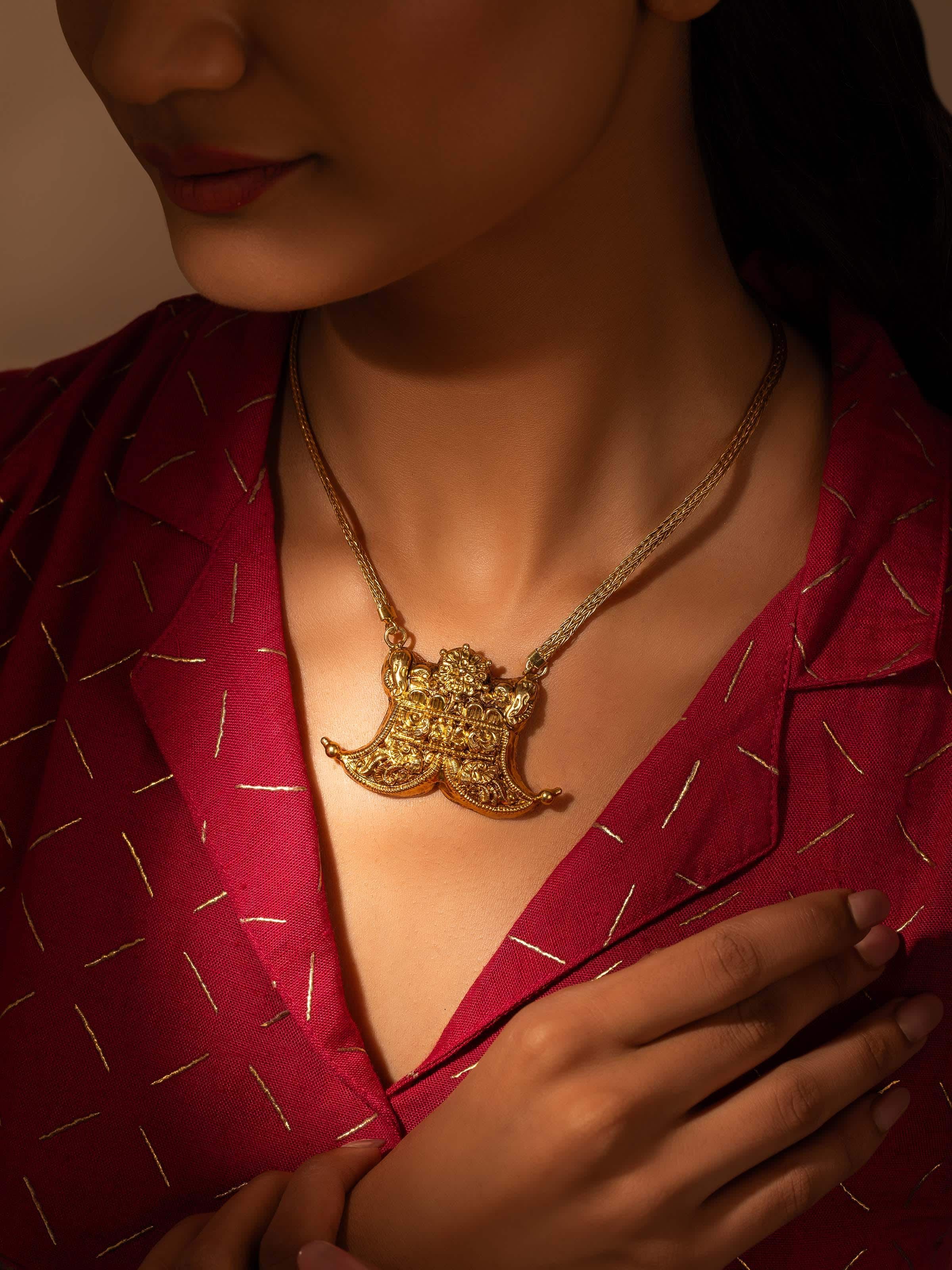 Close-up of Nakash Silver Long Necklace showcasing the intricate silver detailing and fine craftsmanship.