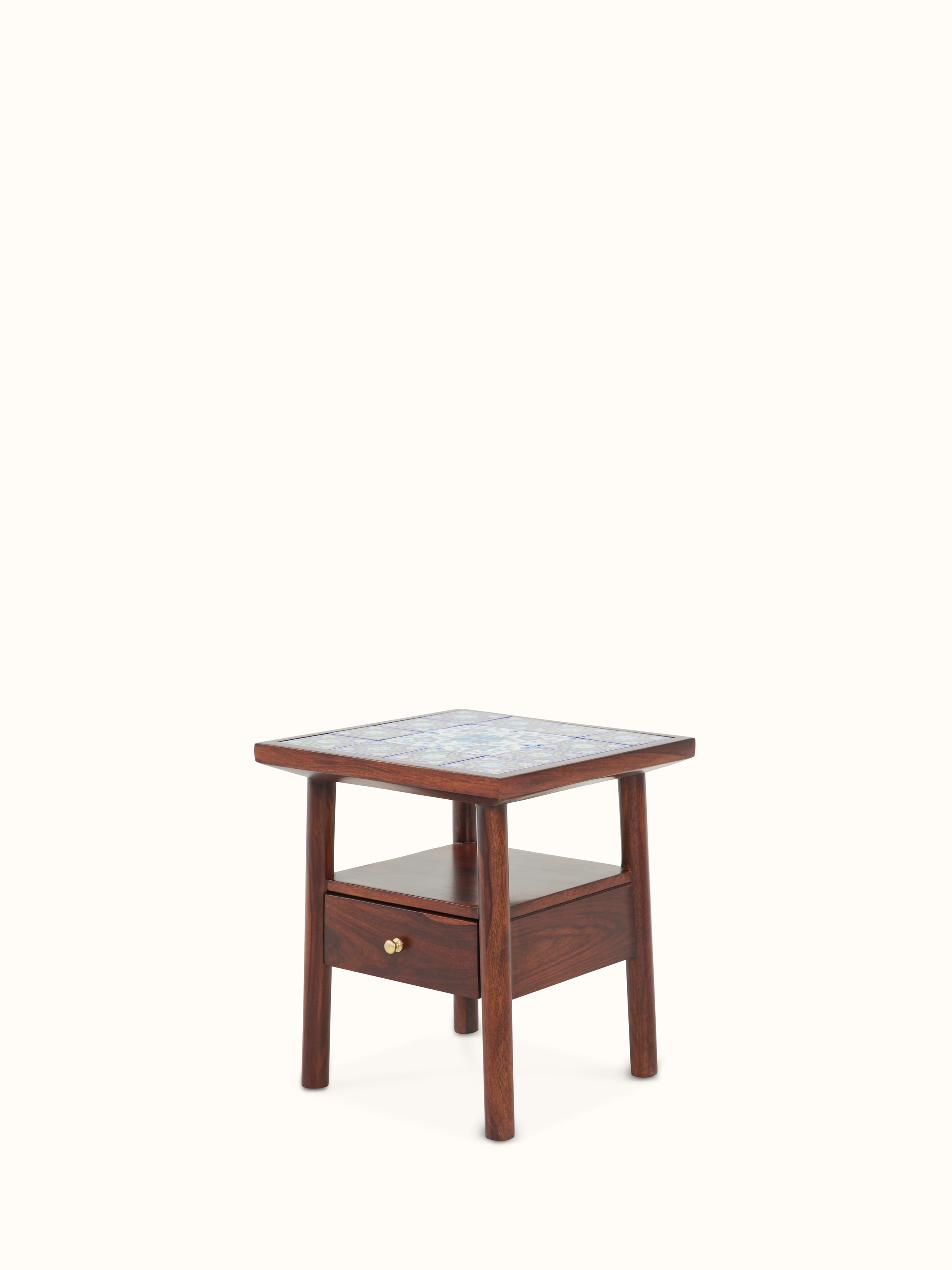 Angled view of Sheesham wood and blue pottery side table, emphasizing the blend of wood and ceramic craftsmanship.