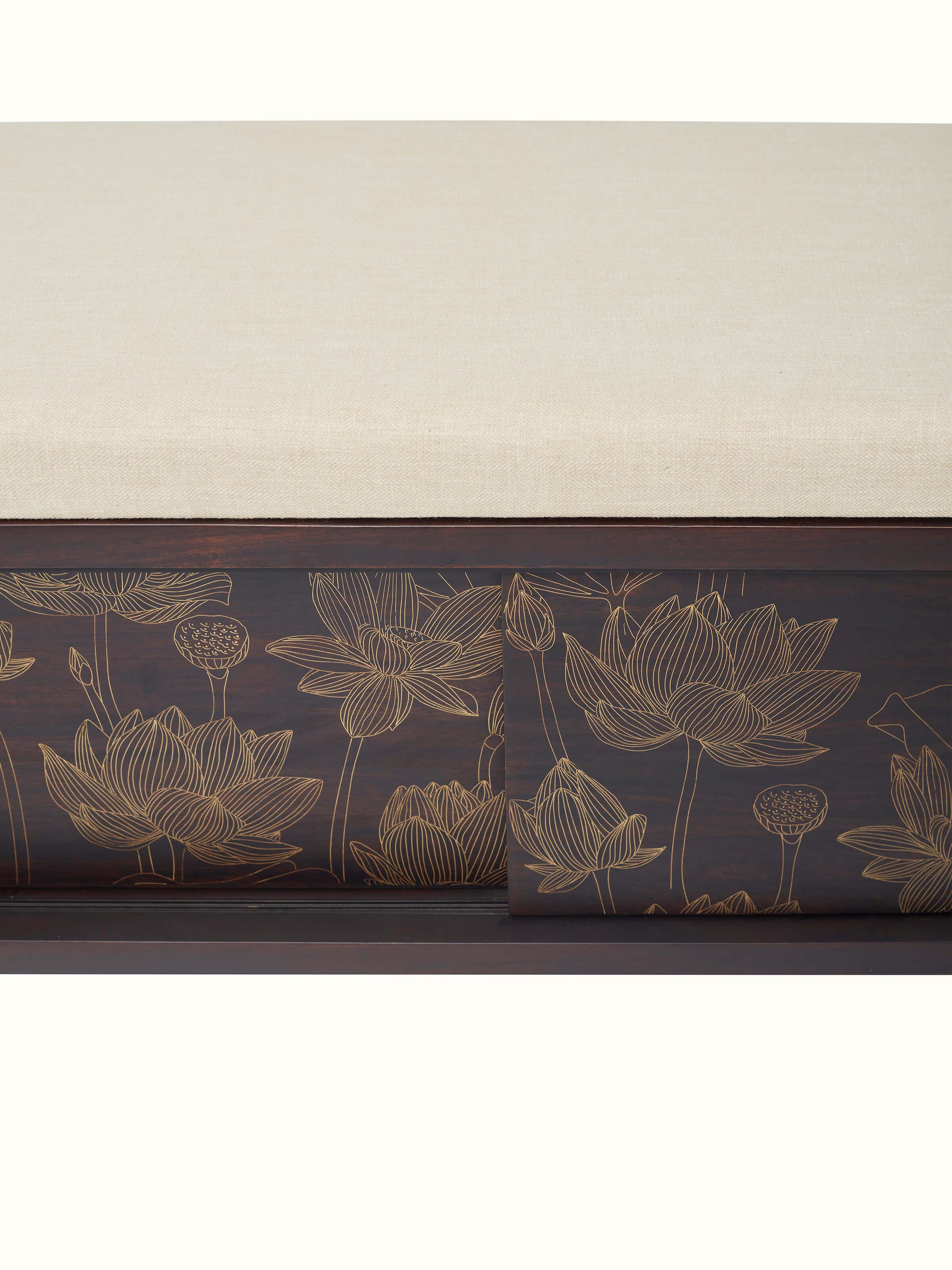 Another detailed view of Sheesham wood and brass Tarkashi bench, emphasizing the bench’s unique design elements.