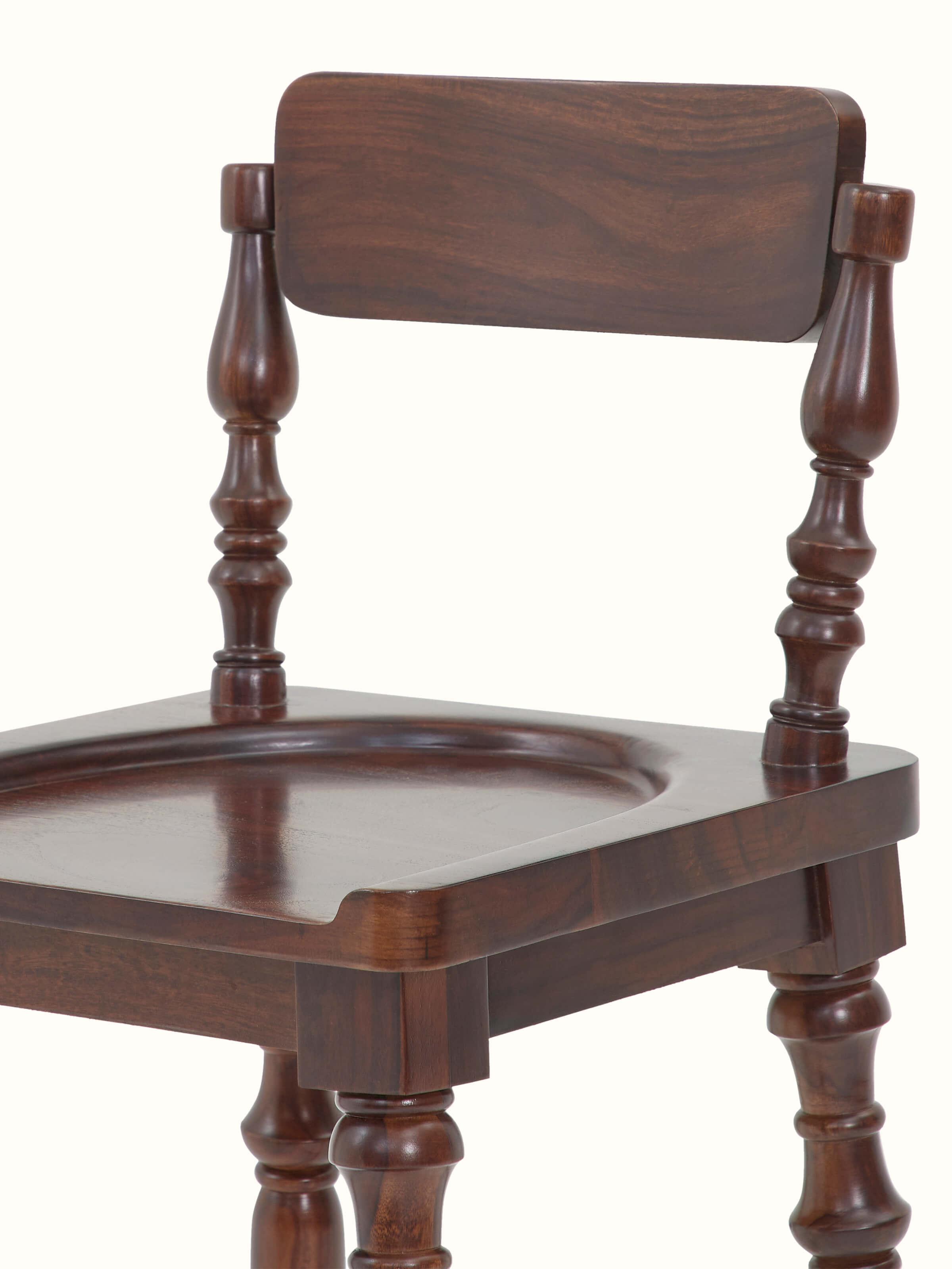 Angle view of Sheesham wood bar stool, displaying the stylish design and wood craftsmanship.