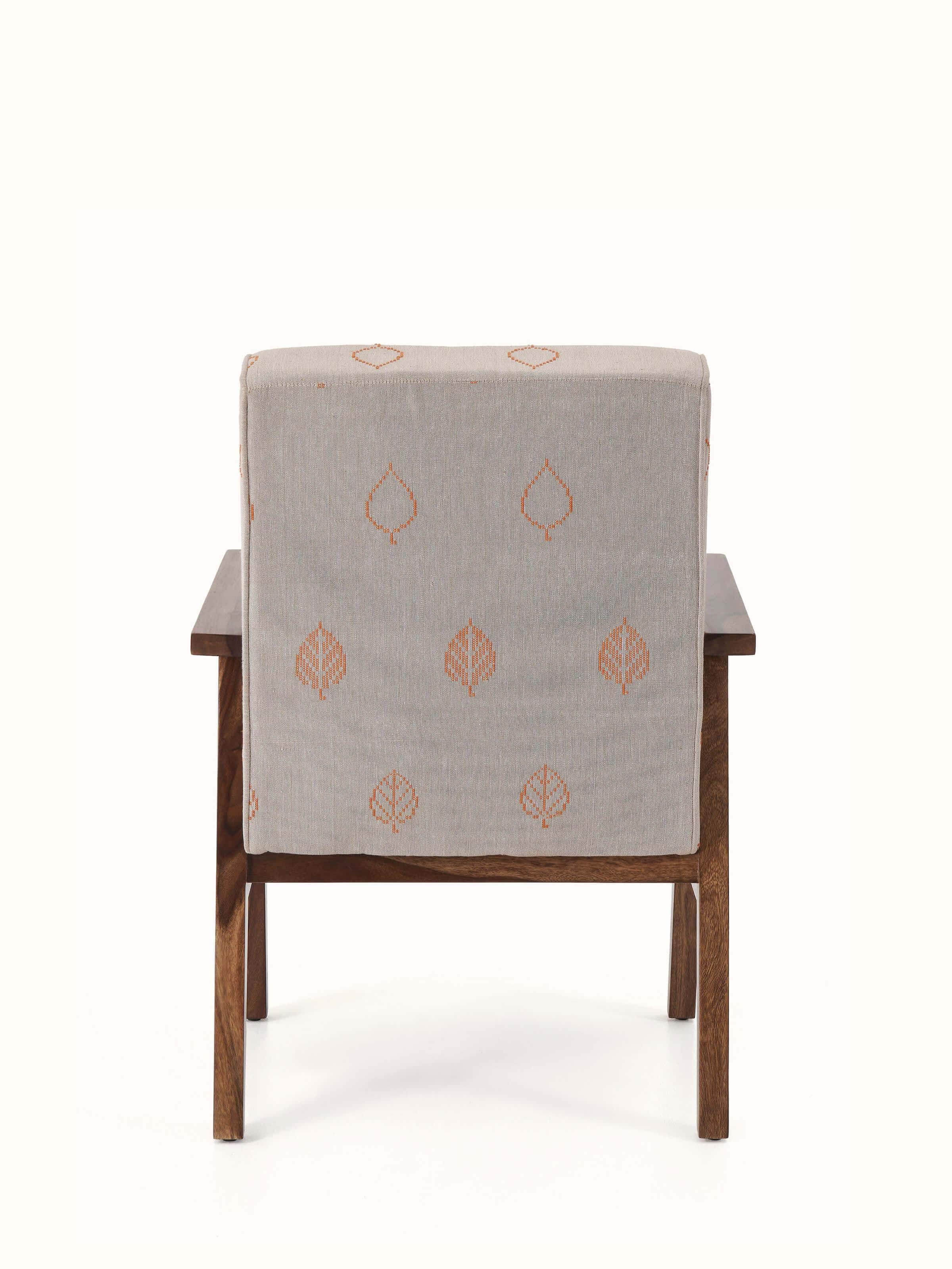 Full view of the Bawan Buti upholstered Sheesham wood study chair, highlighting its elegant and traditional look.