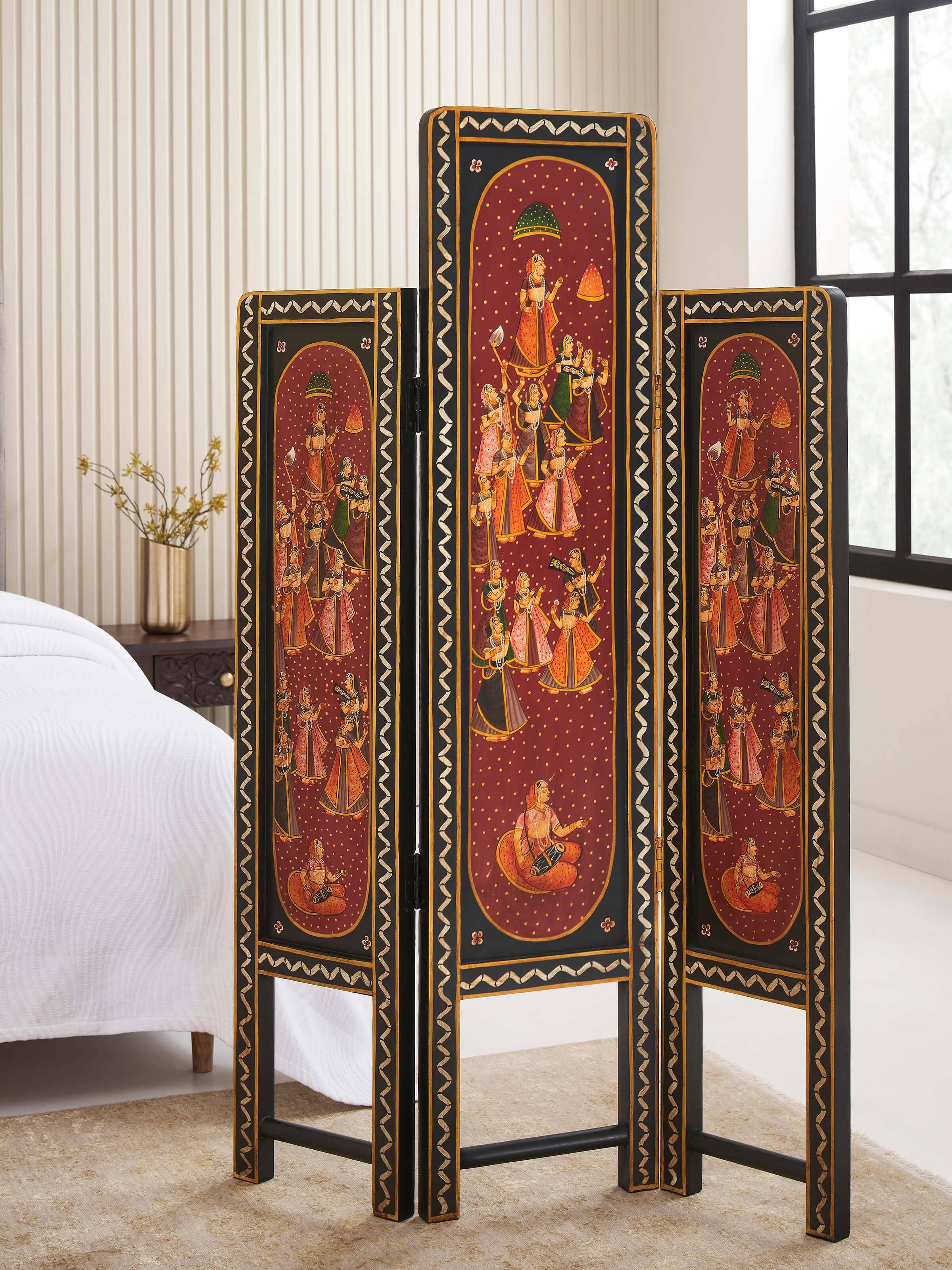 Side angle of Miniature Painting Partition Screen highlighting artwork and craftsmanship